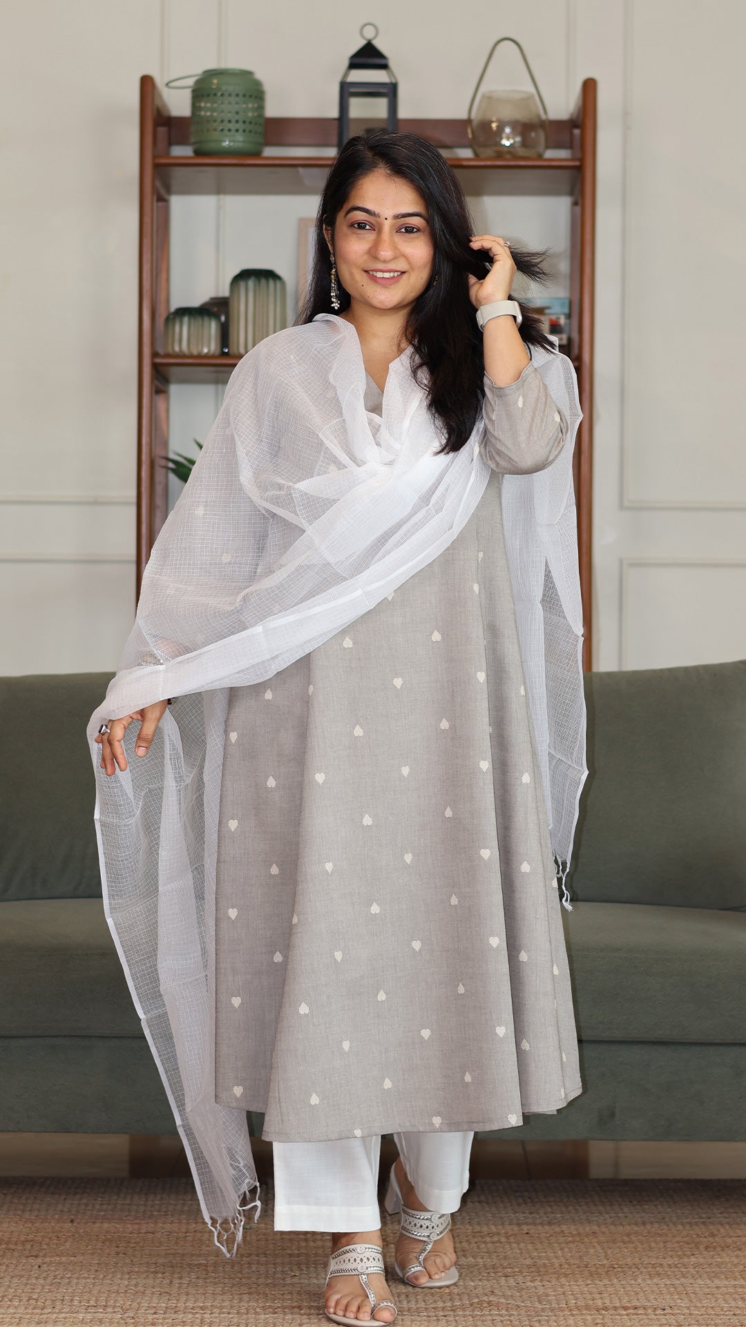 Hearts Motif Handwoven Cotton Kurta - Grey