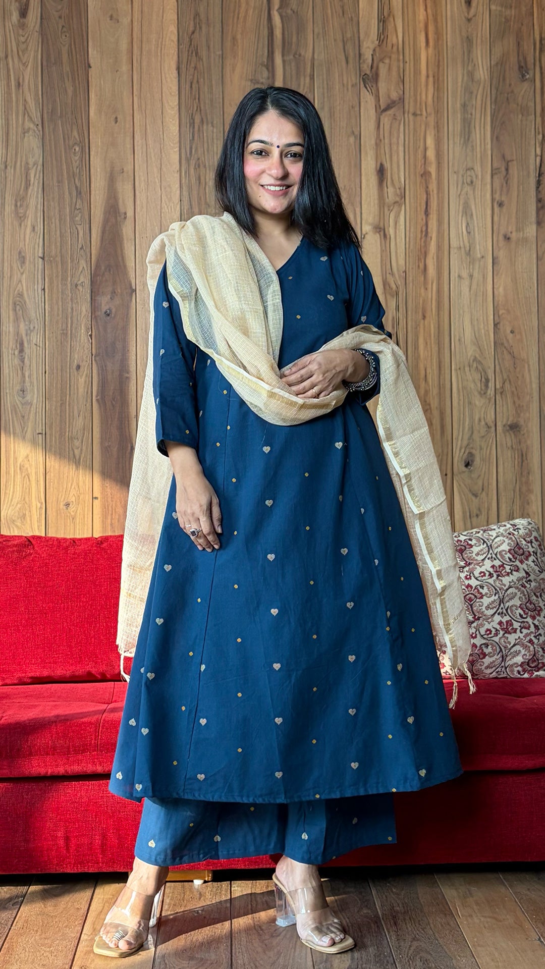 Queen Of Hearts Hand Woven Kali Kurta In Cotton - Blue