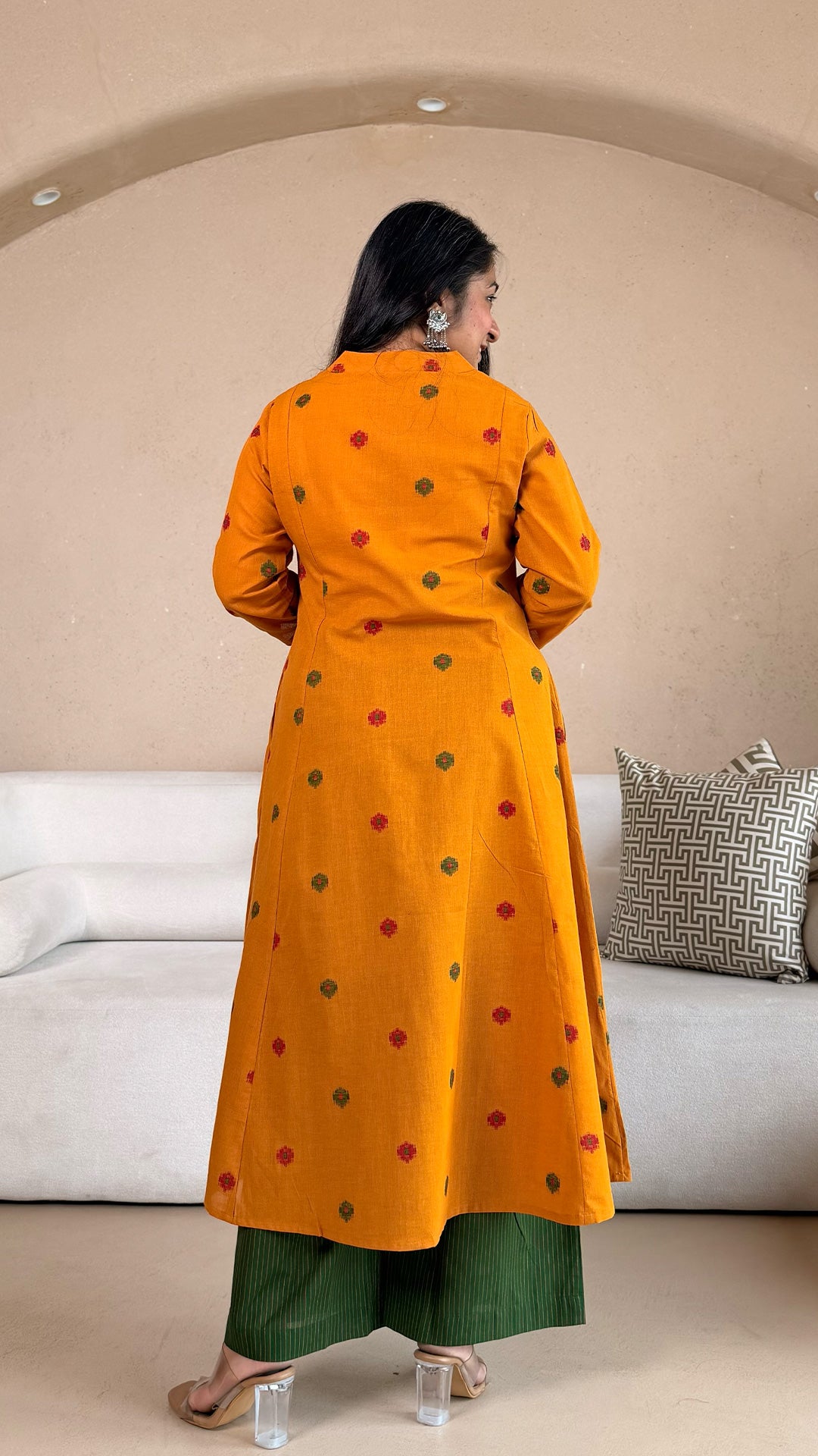 Hrida Handwoven Cotton Kurta- Yellow/Green