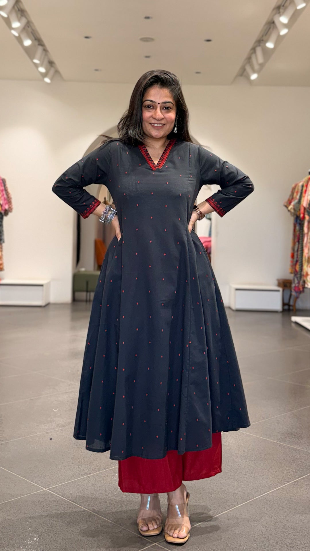 Sonakshi Hand Woven Kali Kurta In Cotton - Black