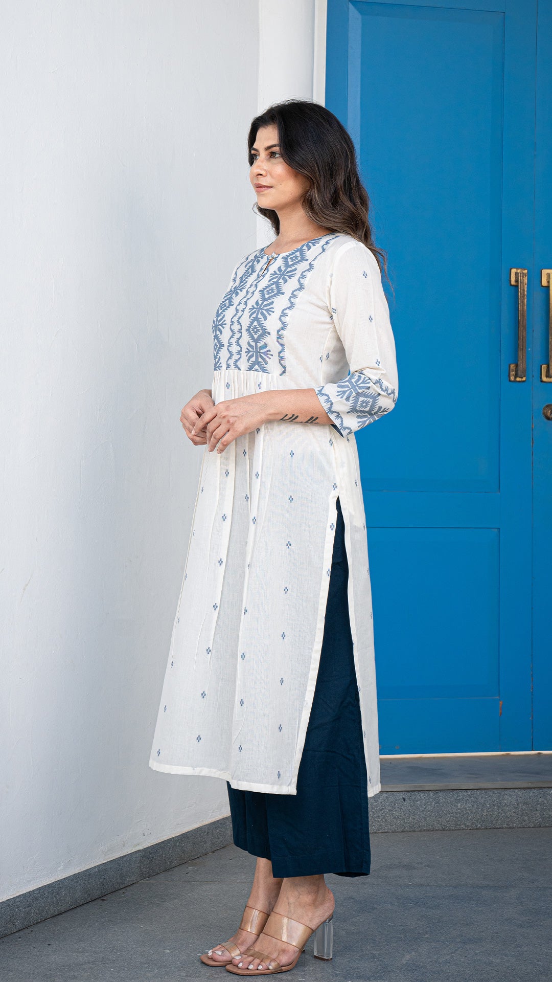 Chandani Hand Woven Cotton Kurta - White/Blue