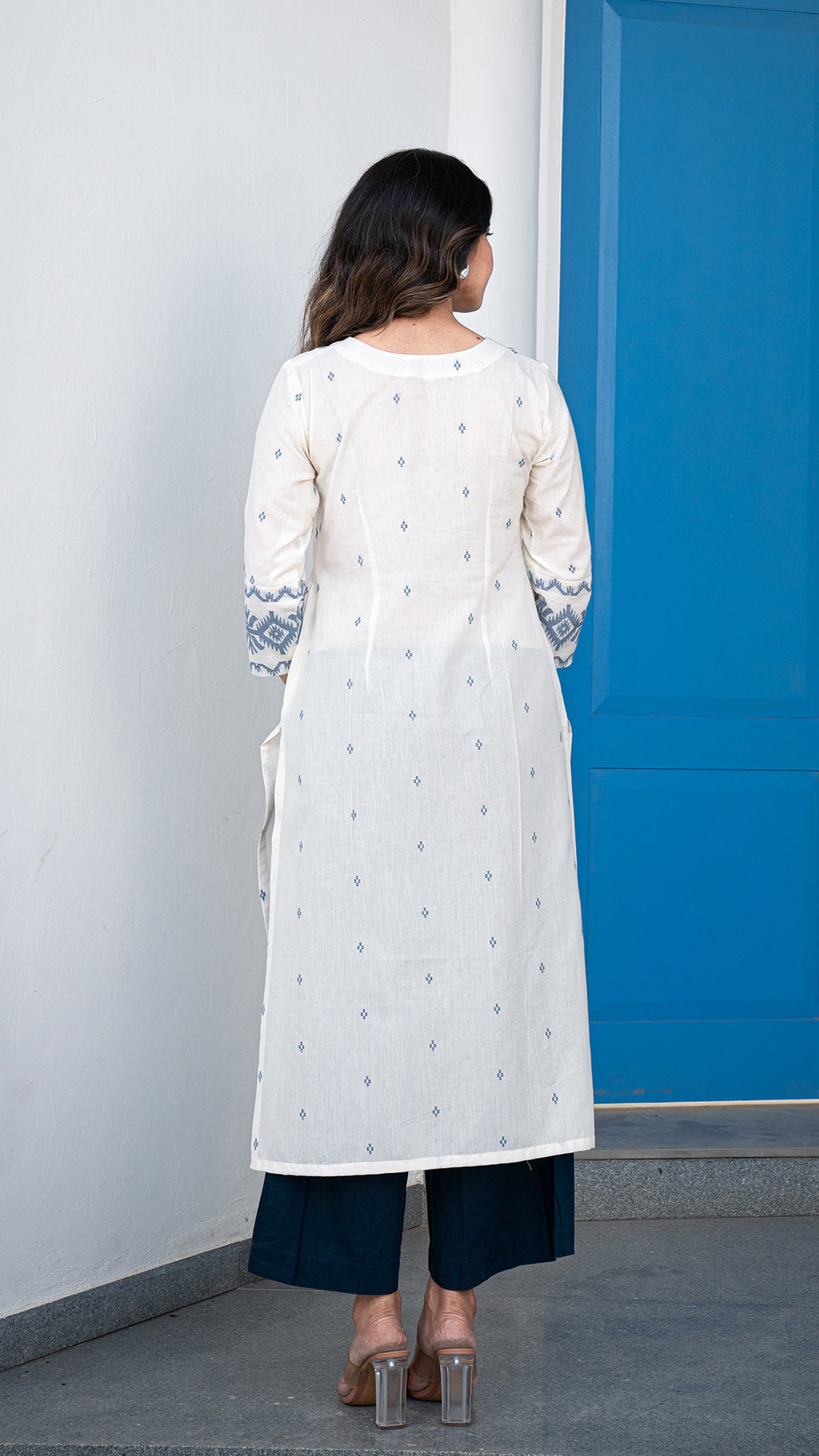 Chandani Hand Woven Cotton Kurta - White/Blue