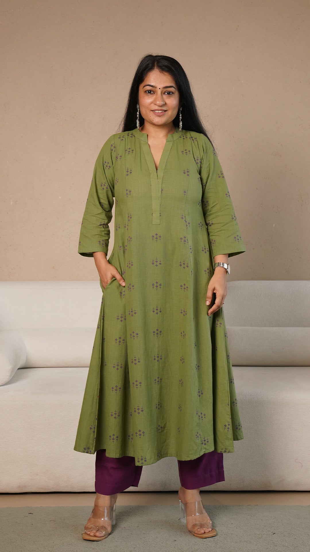 Yuzaa Hand Woven Kali Cotton Kurta - Cardamom Green