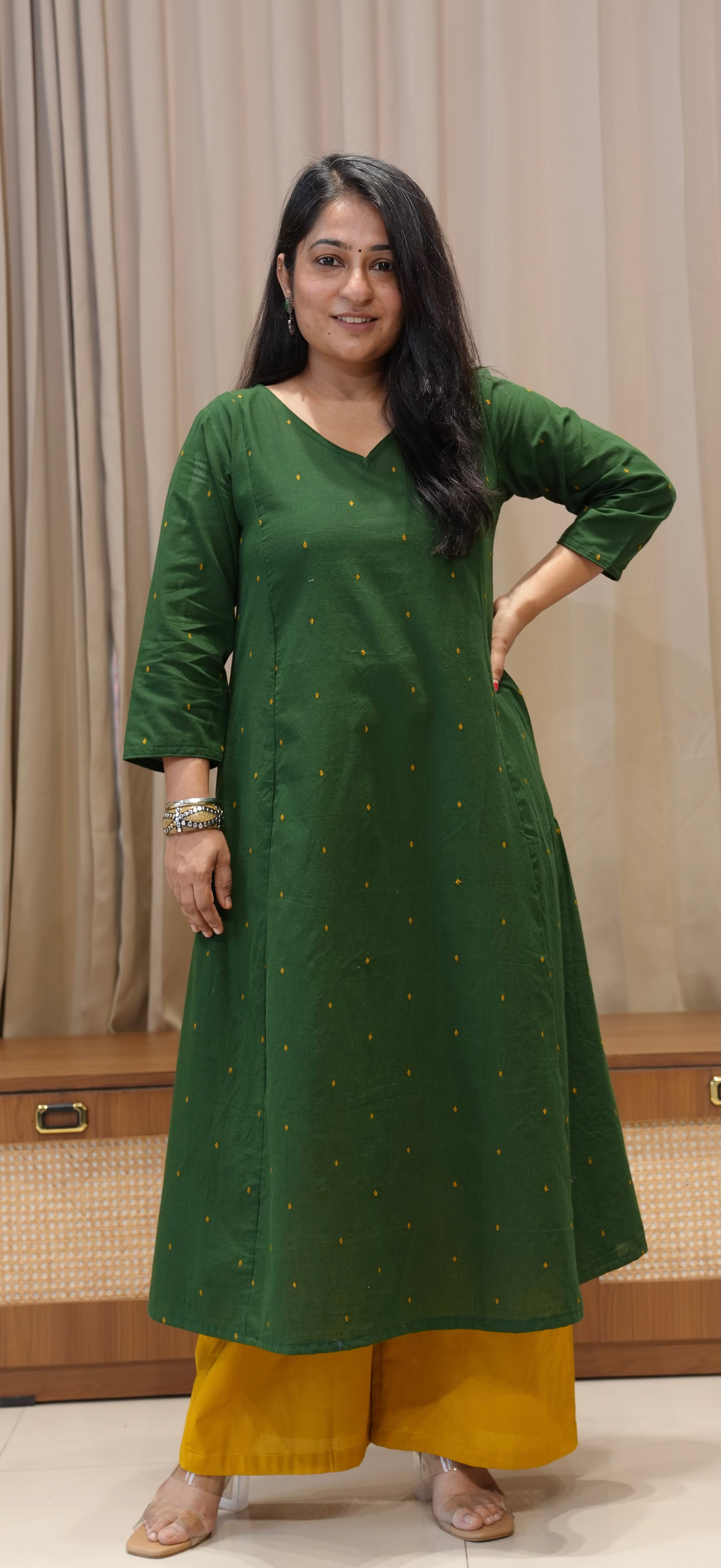 Tulika Handwoven Cotton Kurta - Dark Green