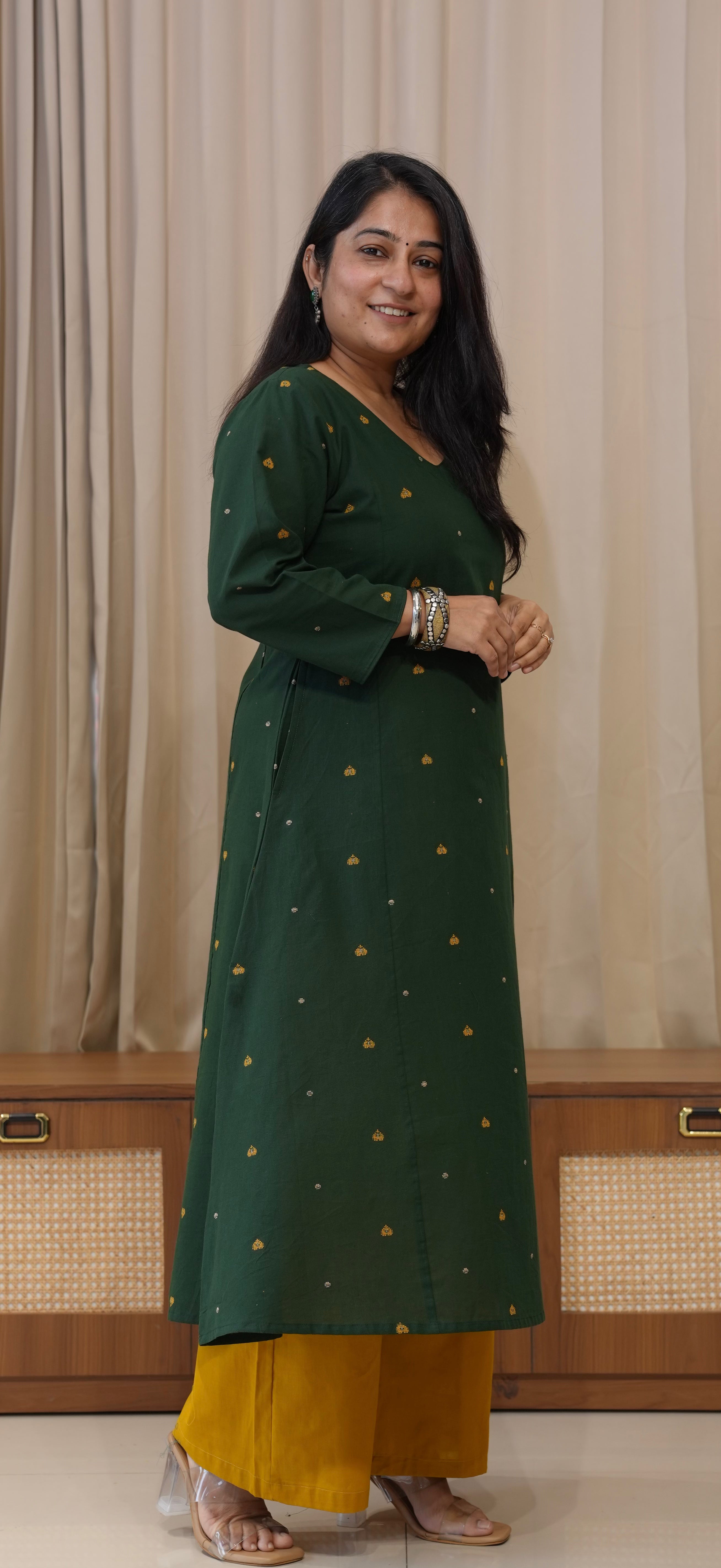 Hearts Handwoven Cotton Kurta - Dark Green