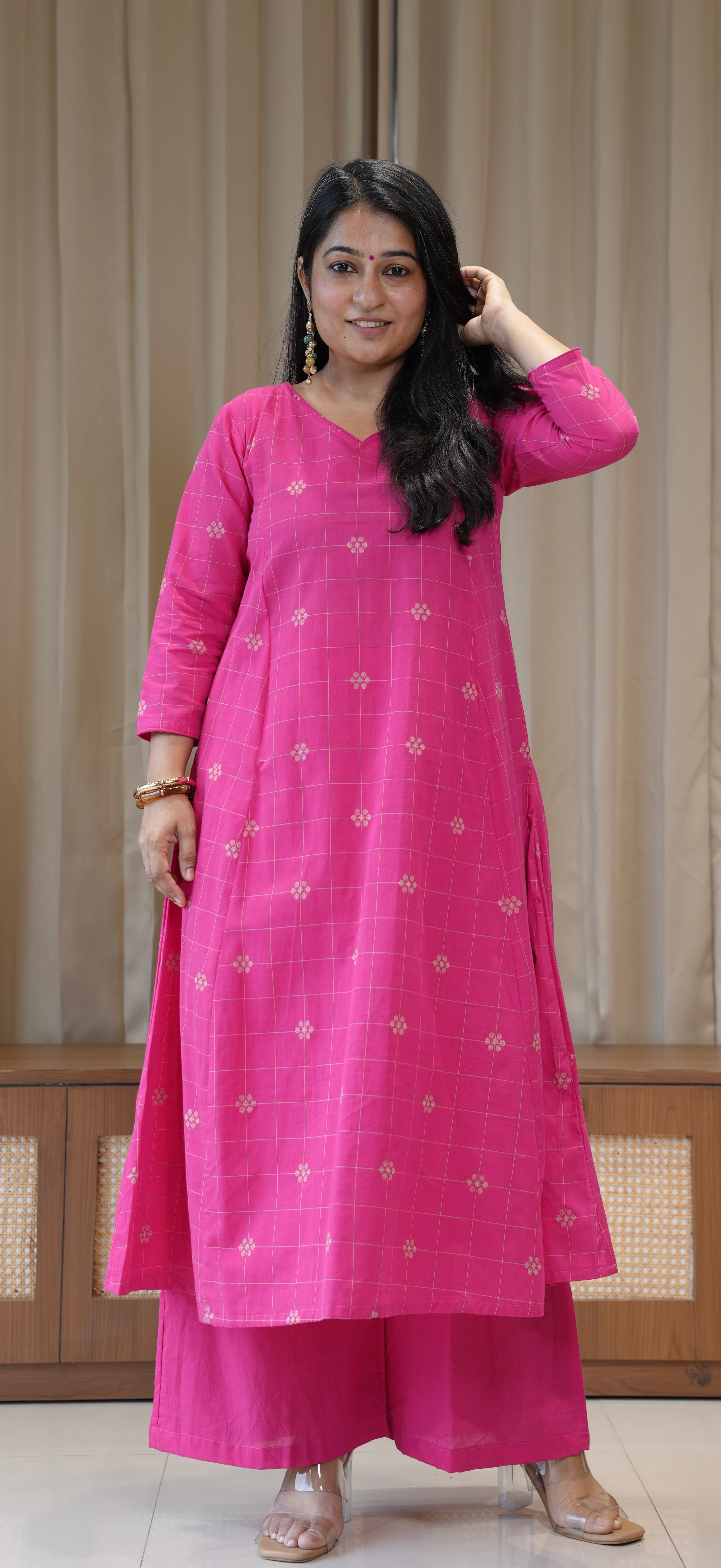 Aadhya Handwoven Cotton Kurta - Rani Pink