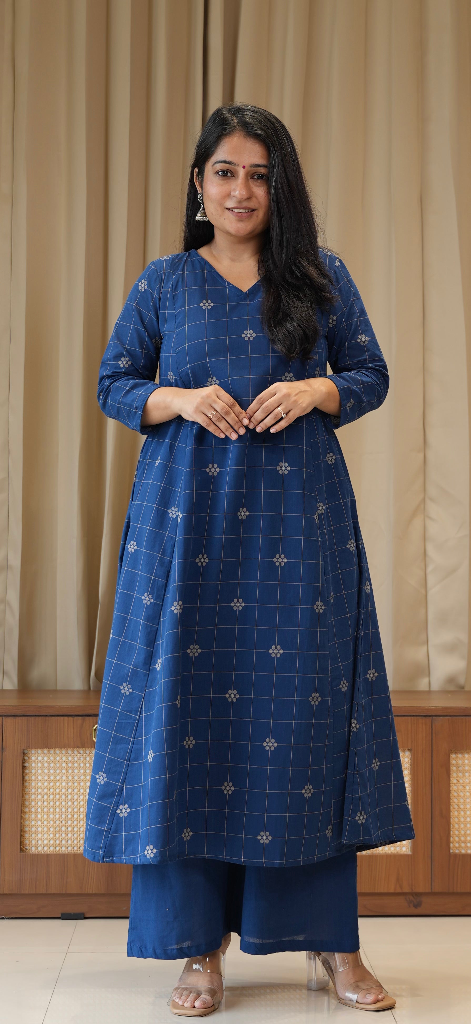 Prisha Handwoven Cotton Kurta Set - Blue