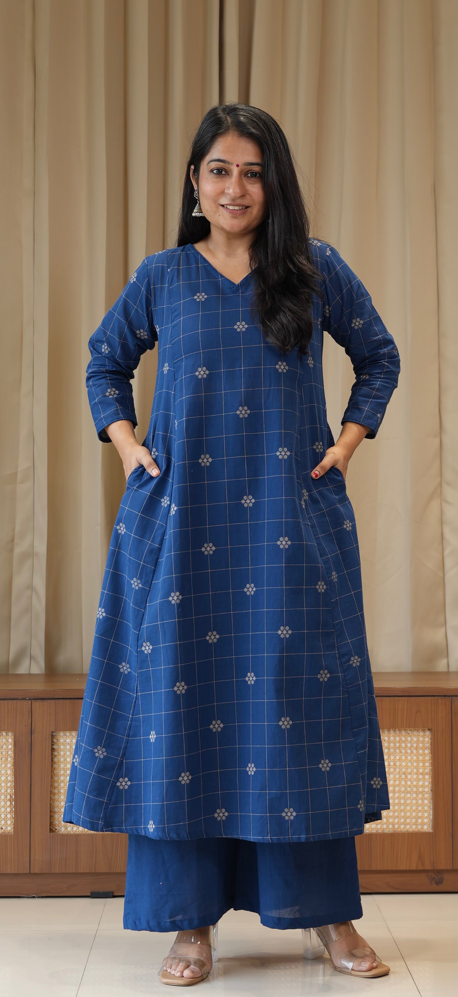 Prisha Handwoven Cotton Kurta Set - Blue