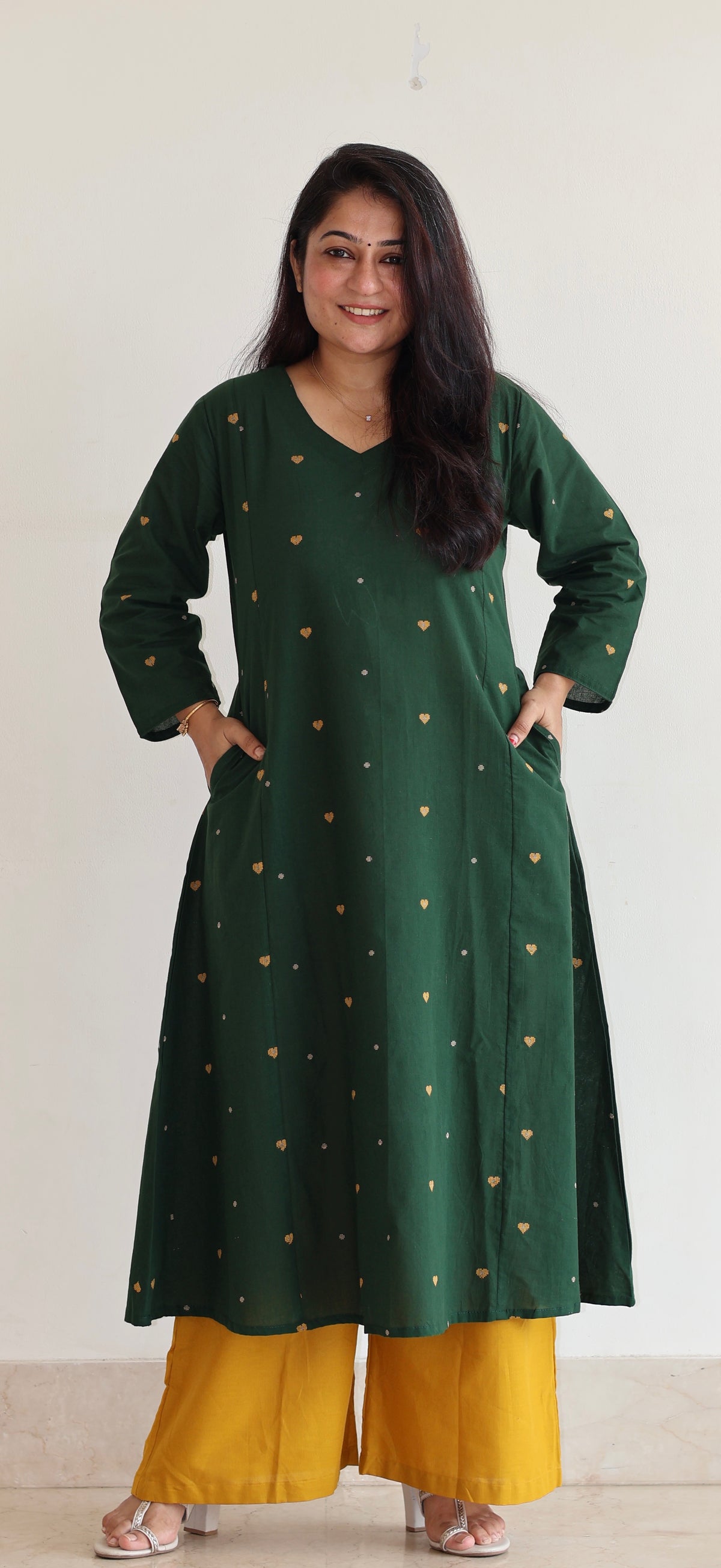 Hearts Handwoven Cotton Kurta - Dark Green