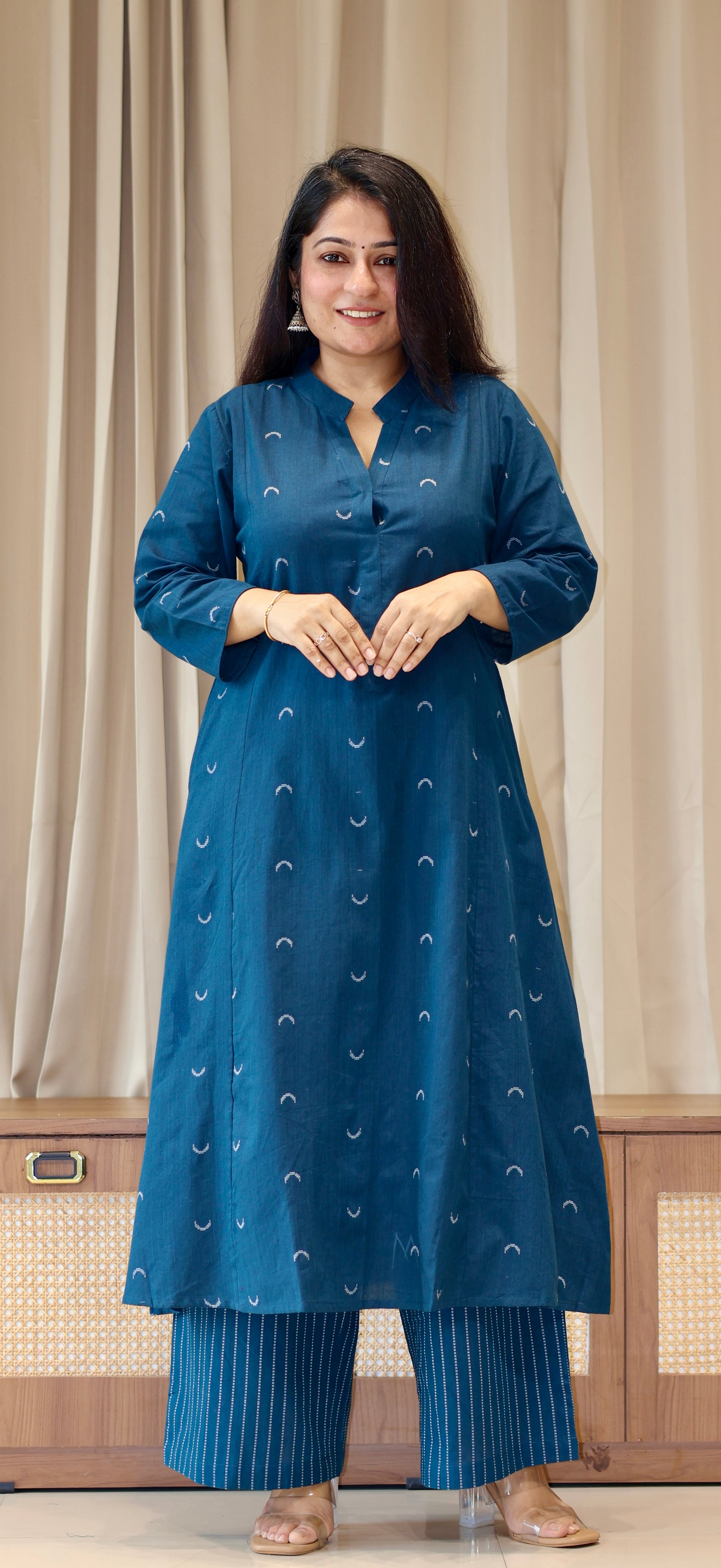 Noori Chand Hand Woven Kali Kurta In Cotton - Teal Blue