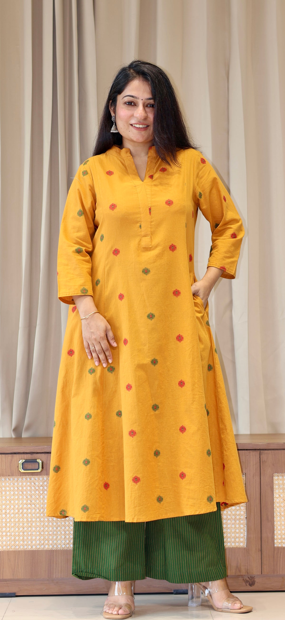 Hrida Handwoven Cotton Kurta- Yellow/Green