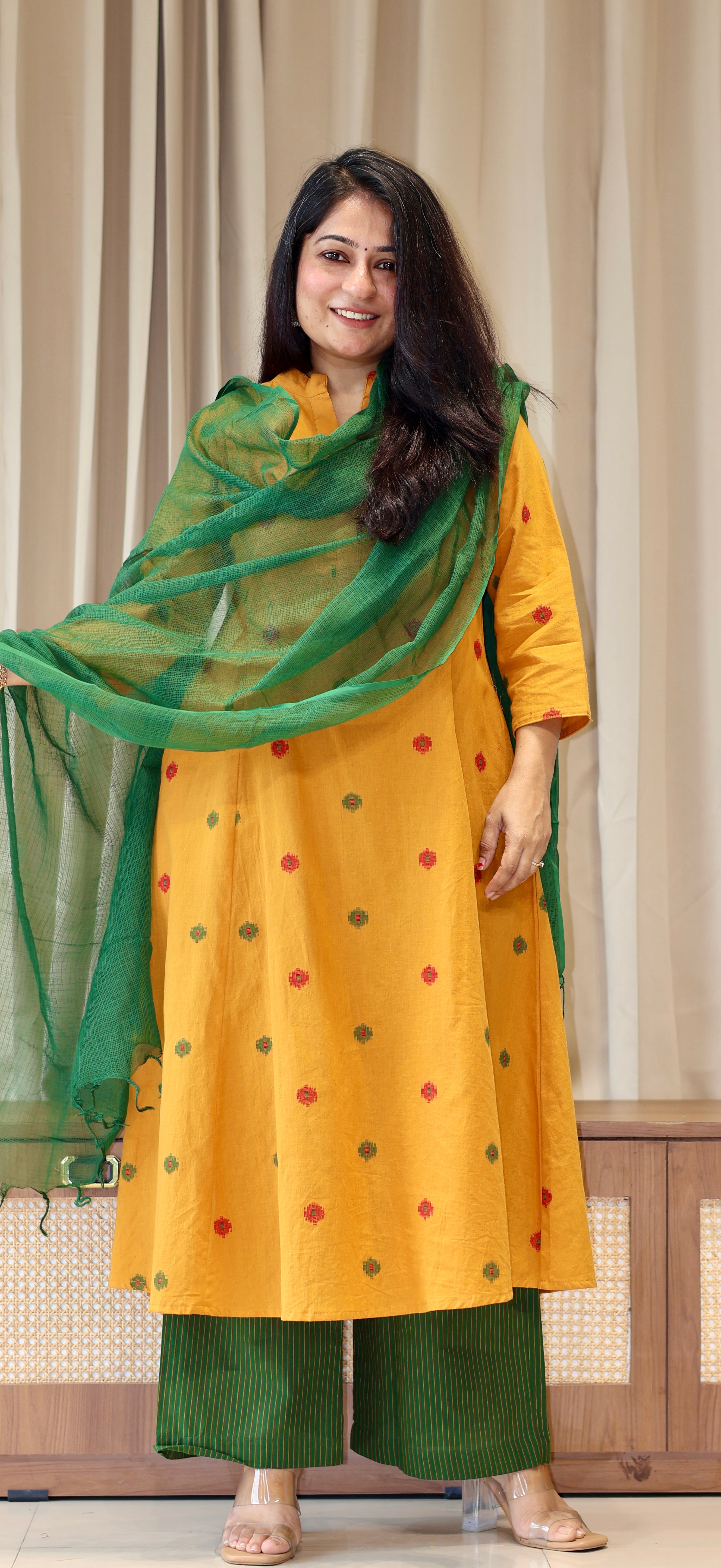 Hrida Handwoven Cotton Kurta- Yellow/Green