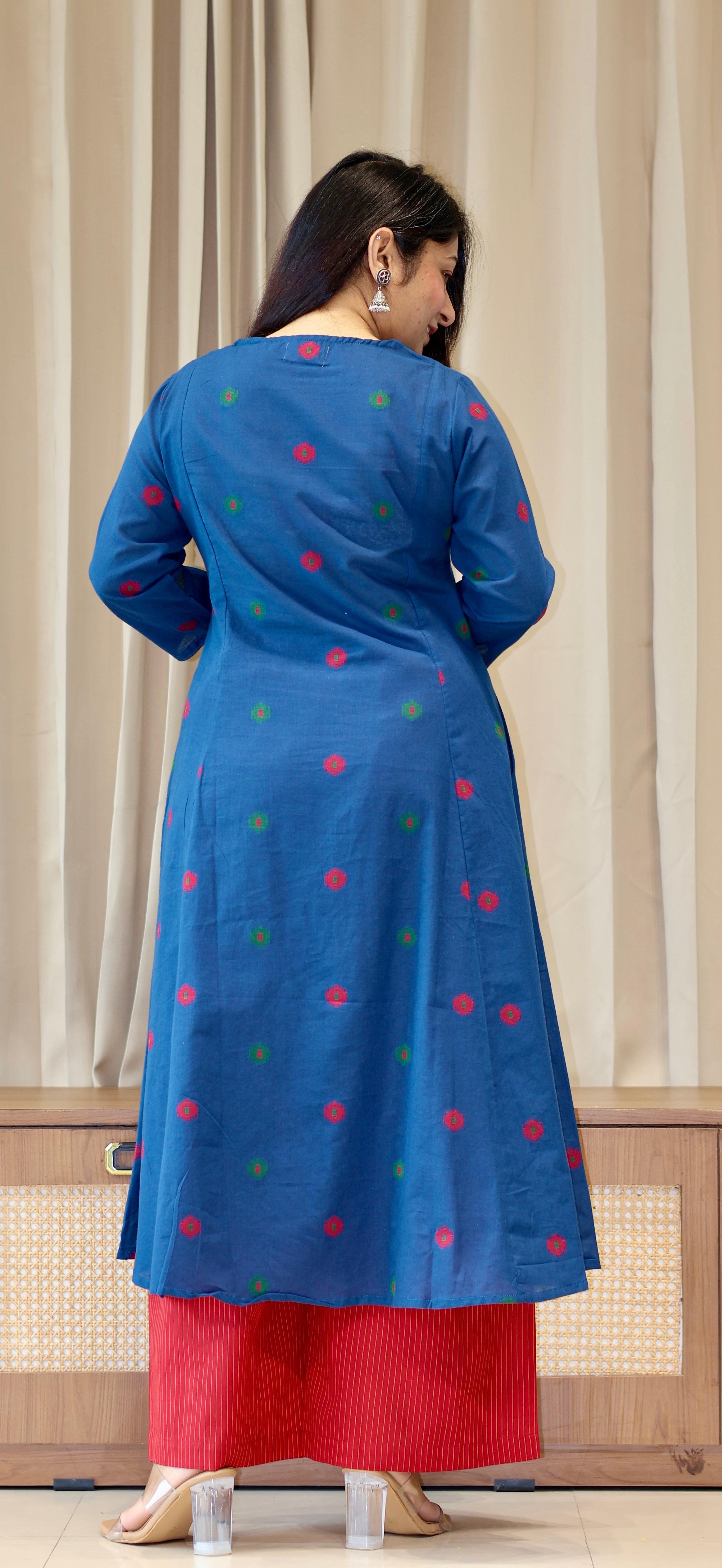 Paaro Handwoven Cotton Kurta- Blue/Pink