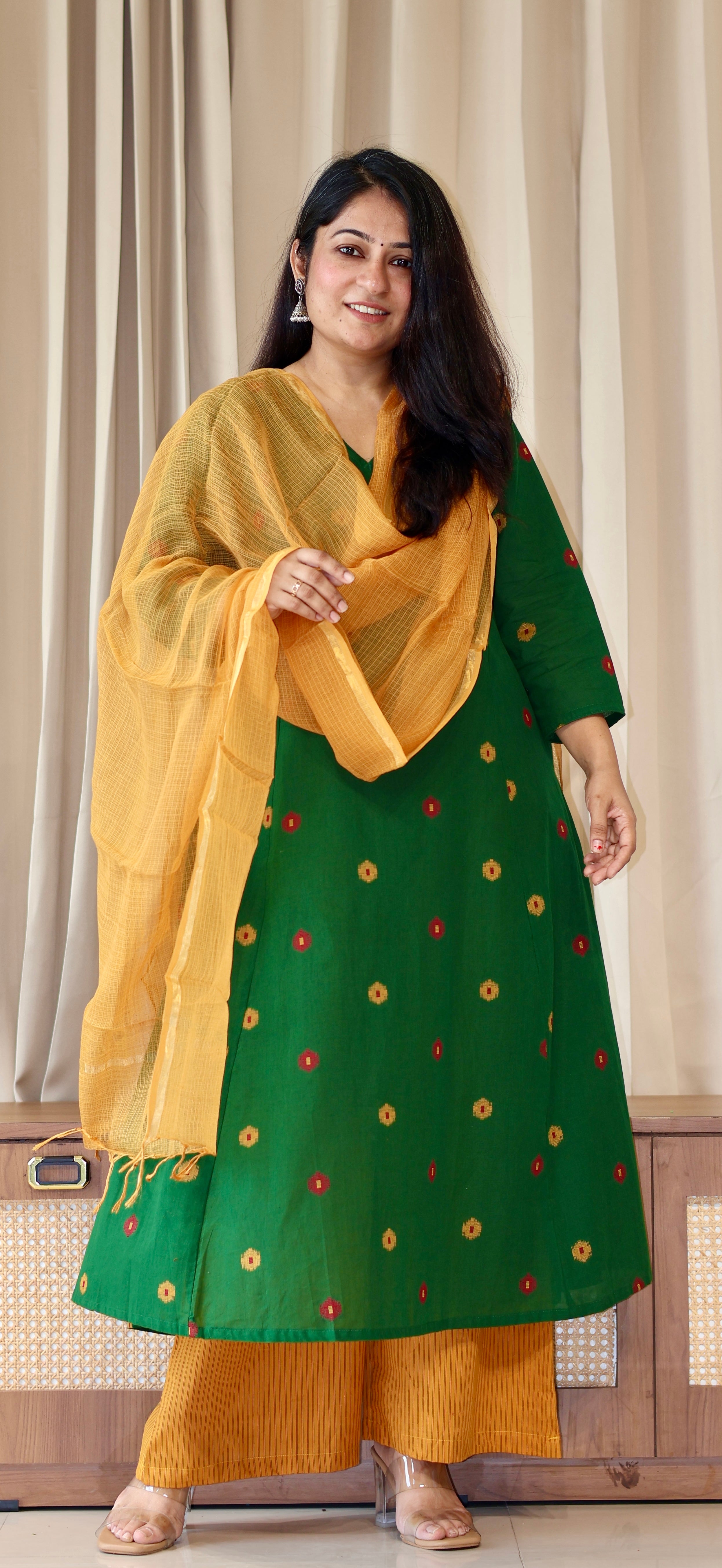 Shriya Handwoven Cotton Kurta- Green/Yellow