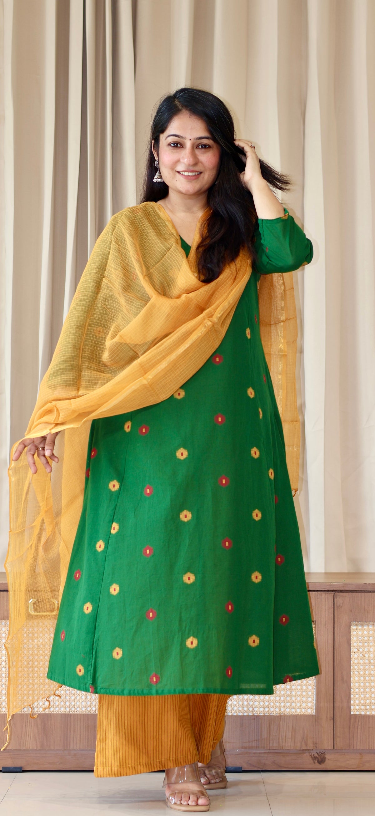 Shriya Handwoven Cotton Kurta- Green/Yellow