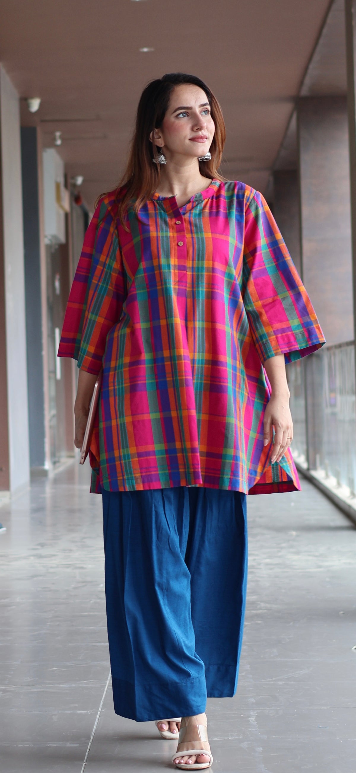 Raha Madras Checks Handwoven Cotton Kurta/Farsi Salwar Set - Multicolour/Blue