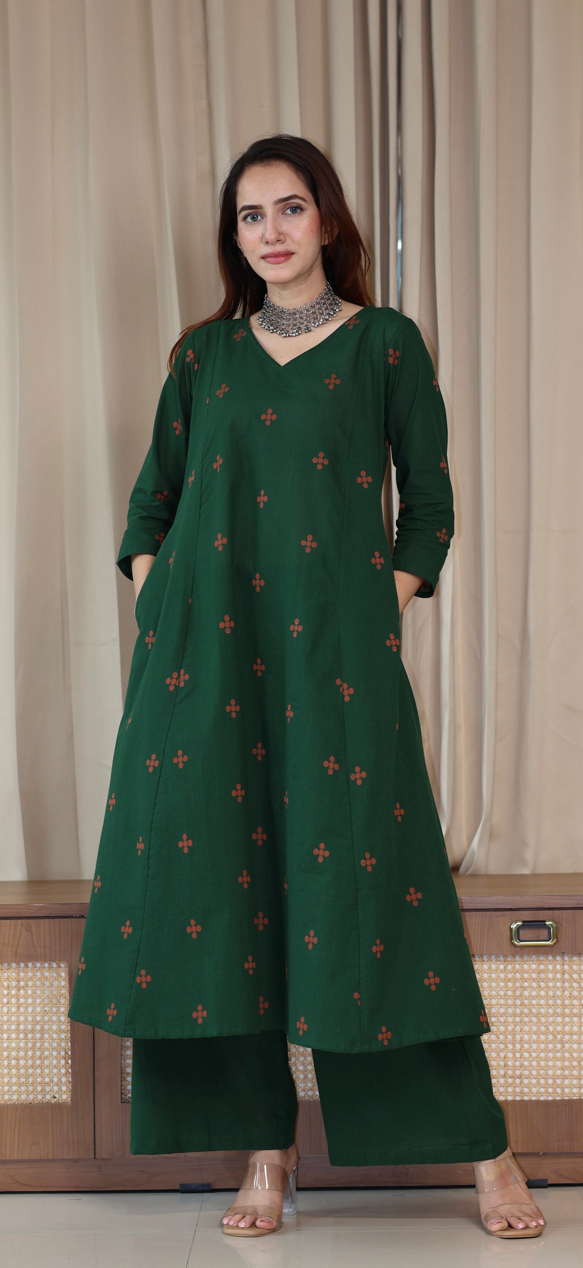 Chitra Handwoven Cotton Kurta Set - Green