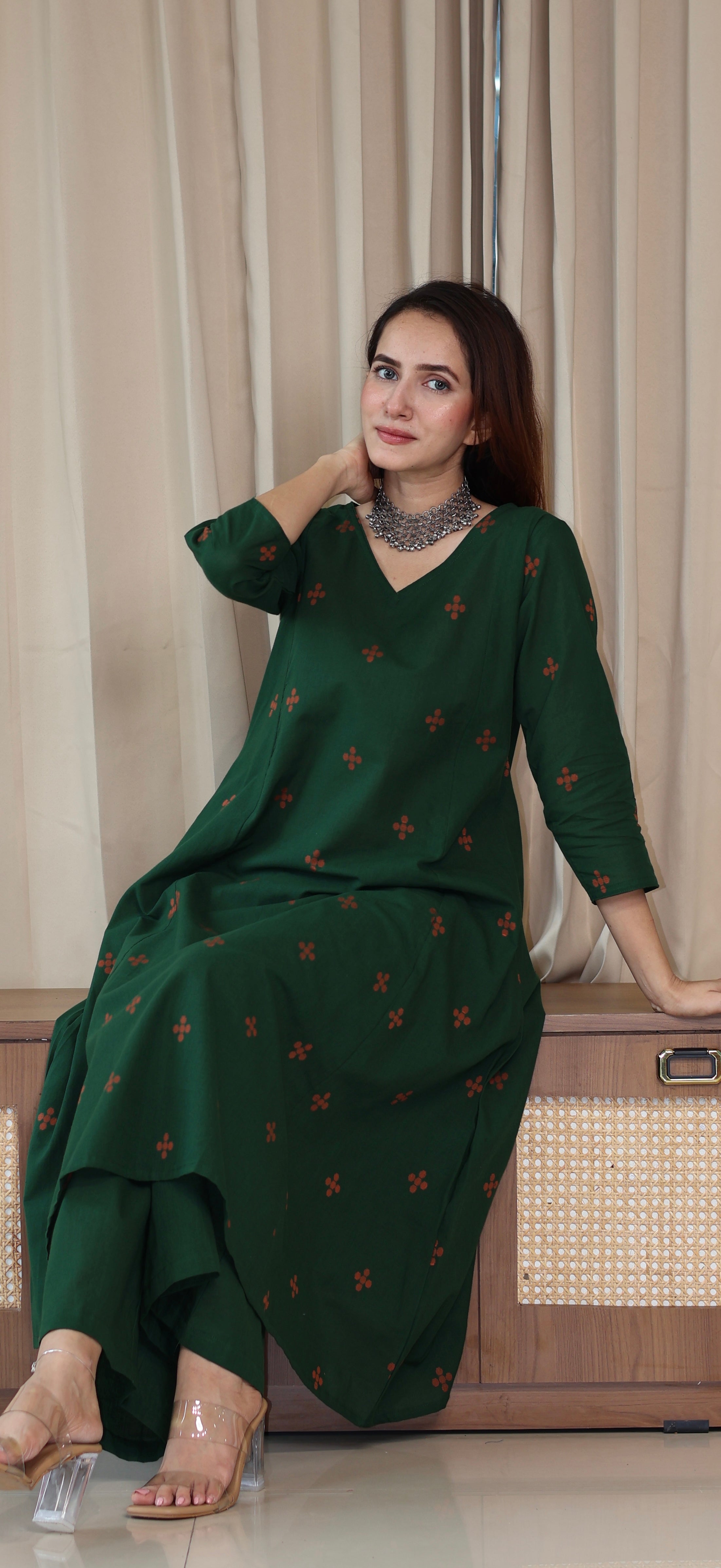 Chitra Handwoven Cotton Kurta Set - Green