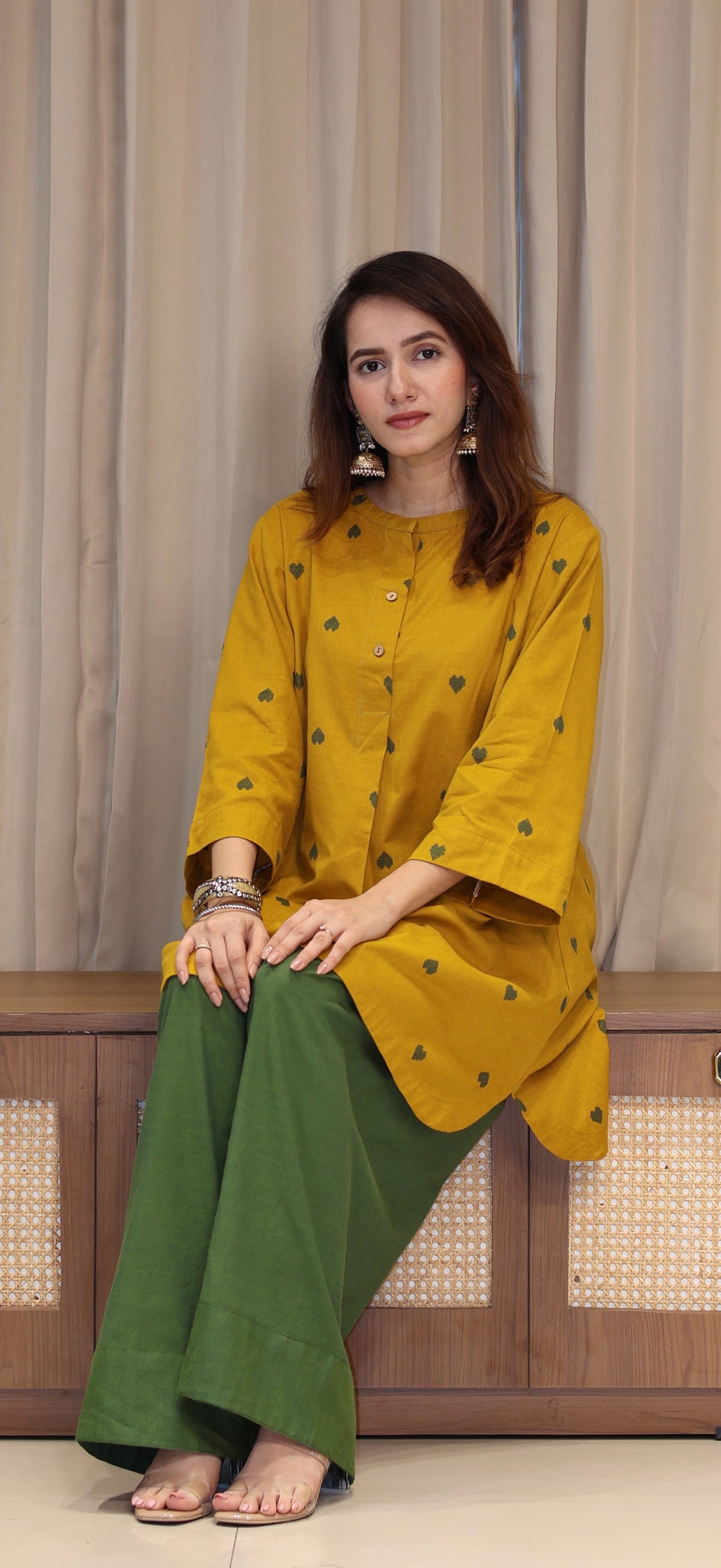 Ruchika Mercerised Cotton Handwoven Kurta Set - Yellow Hearts