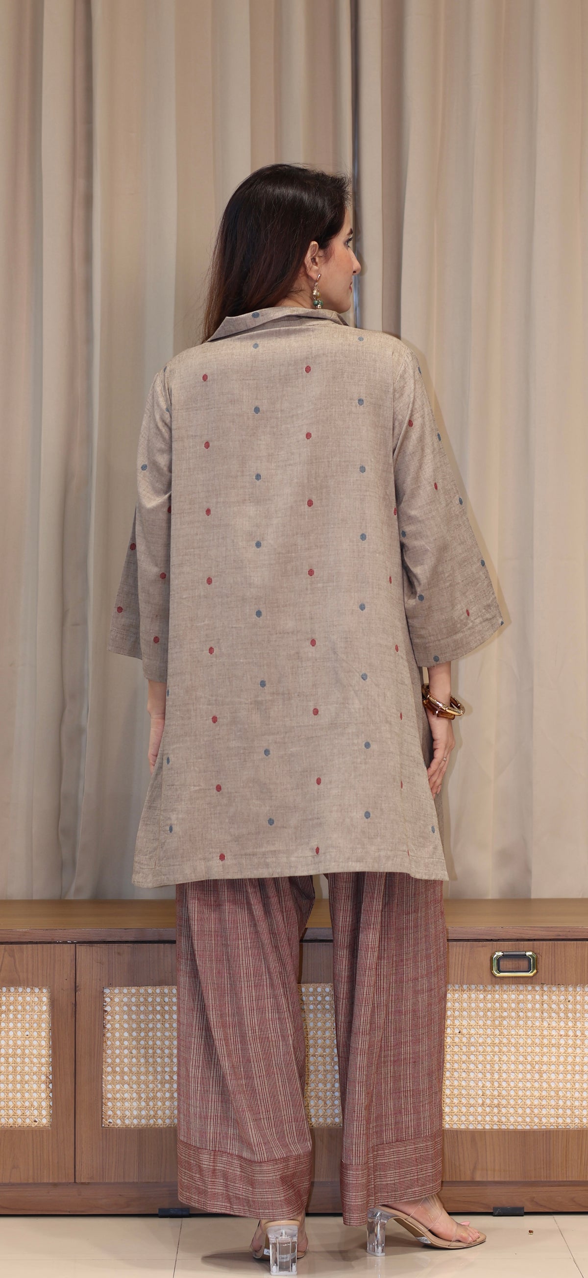 Tanvika Mercerised Cotton Handwoven Kurta Set - Warm Taupe