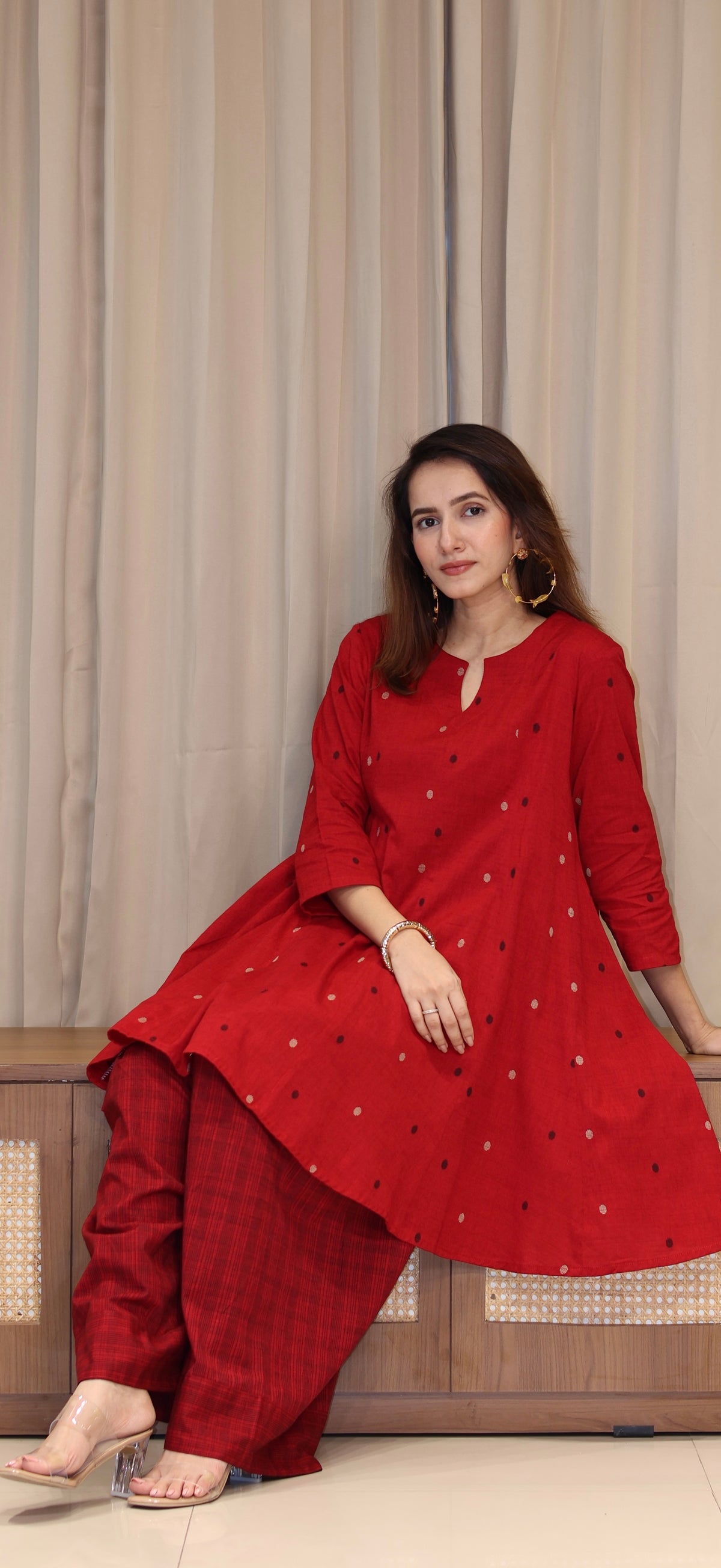 Tanvi Mercerised Cotton Handwoven Kurta Set - Red