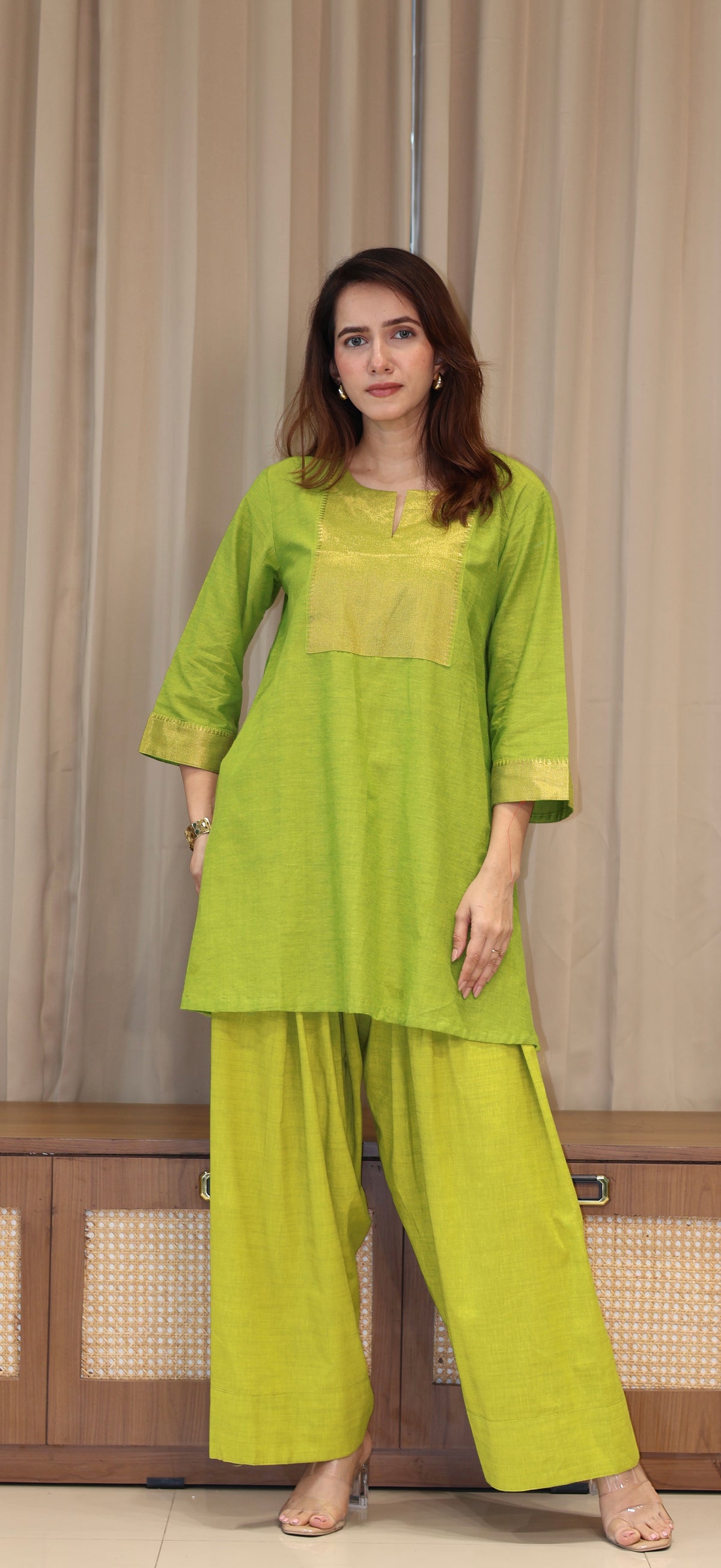 Mipal Mangalgiri Cotton Kali Kurta Set With Nizam Border - Lime Green