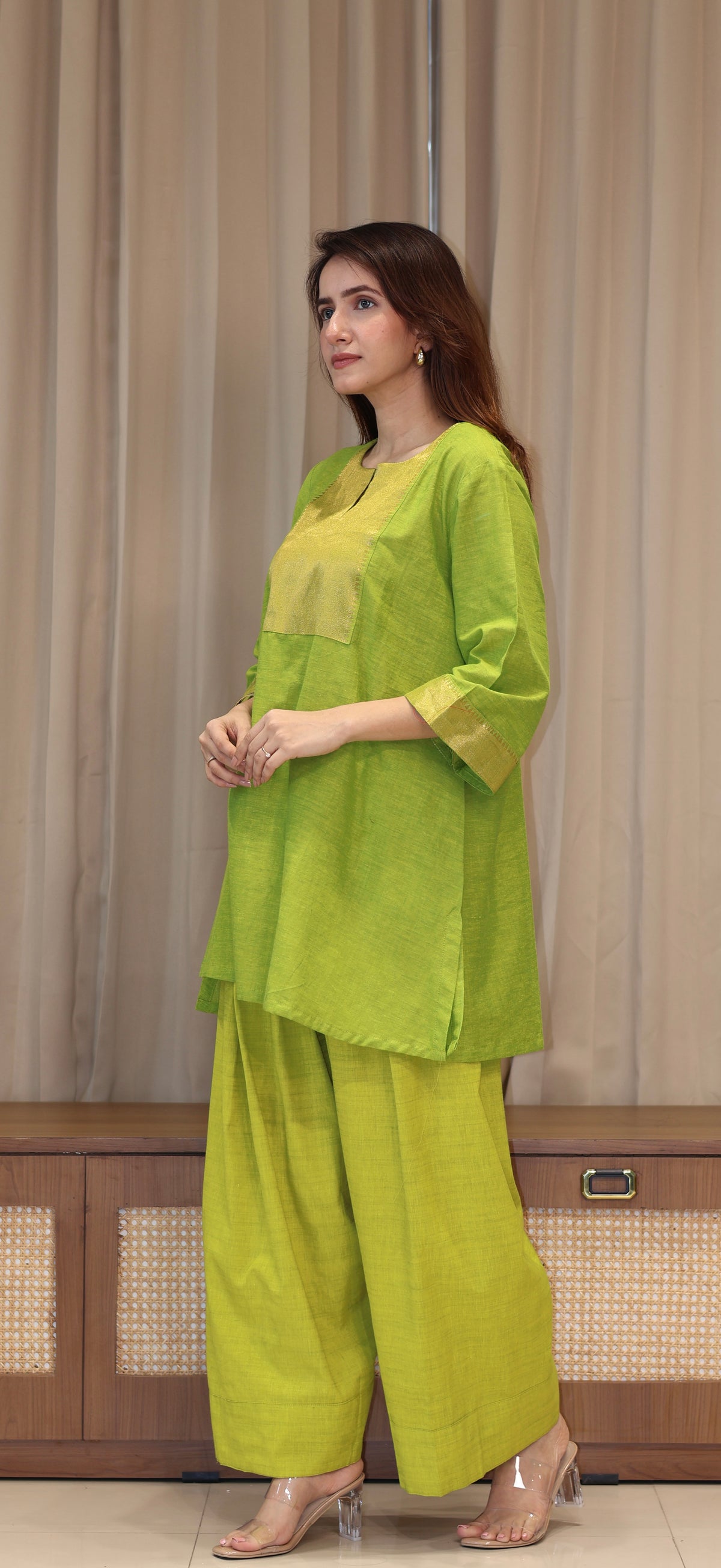 Mipal Mangalgiri Cotton Kali Kurta Set With Nizam Border - Lime Green