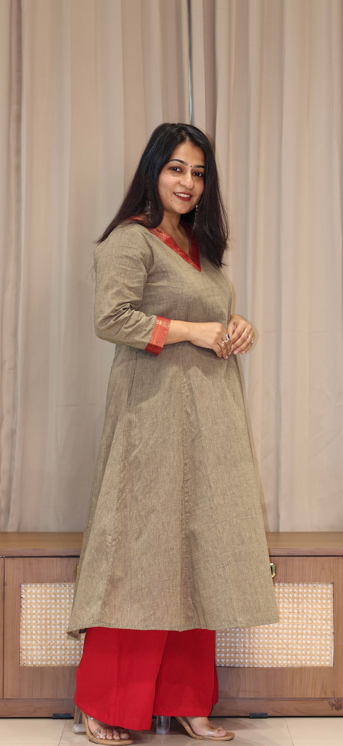 Yaashi Mangalgiri Cotton Kali Kurta With Nizam Border - Camel