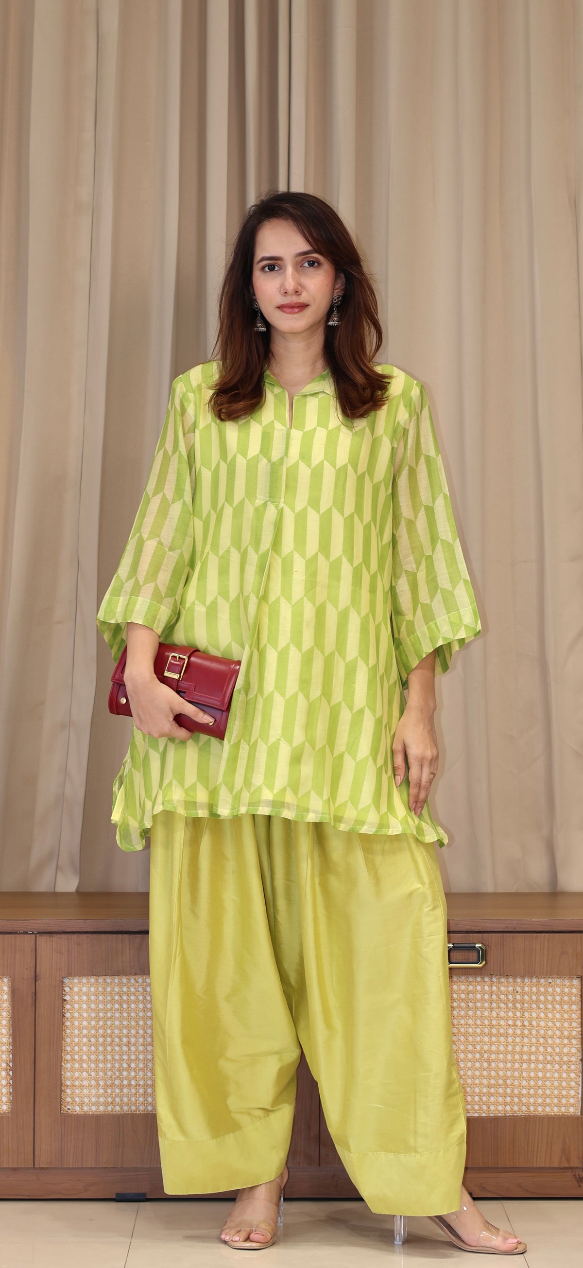 Pernia Mul Chanderi Kurta Set - Green