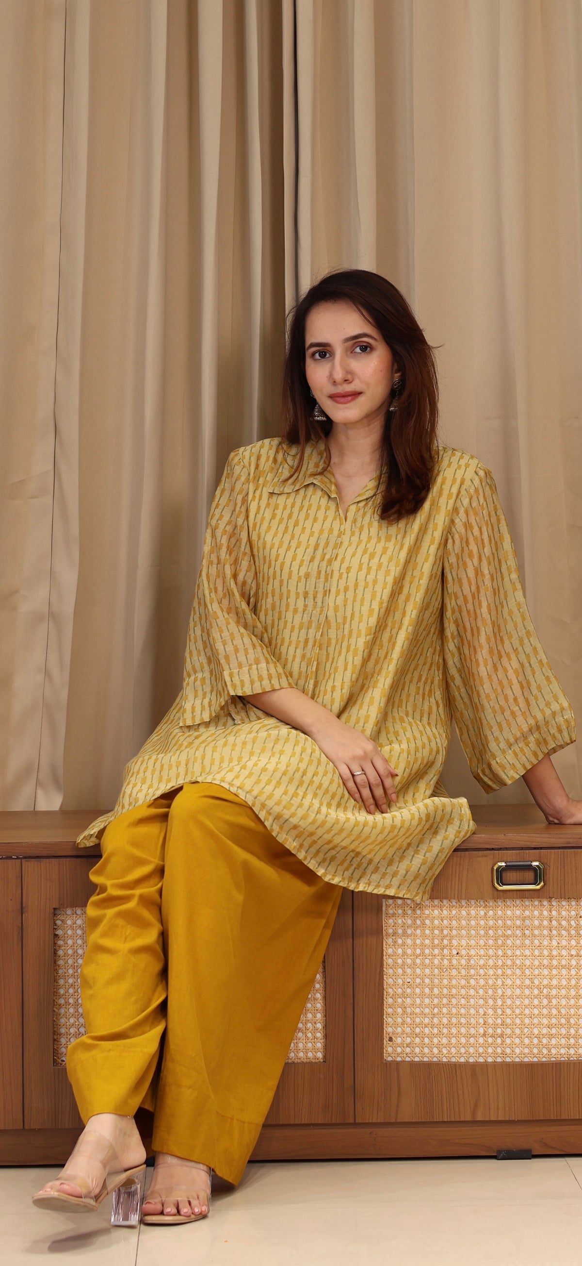 Aabha Mul Chanderi Kurta Set - Yellow