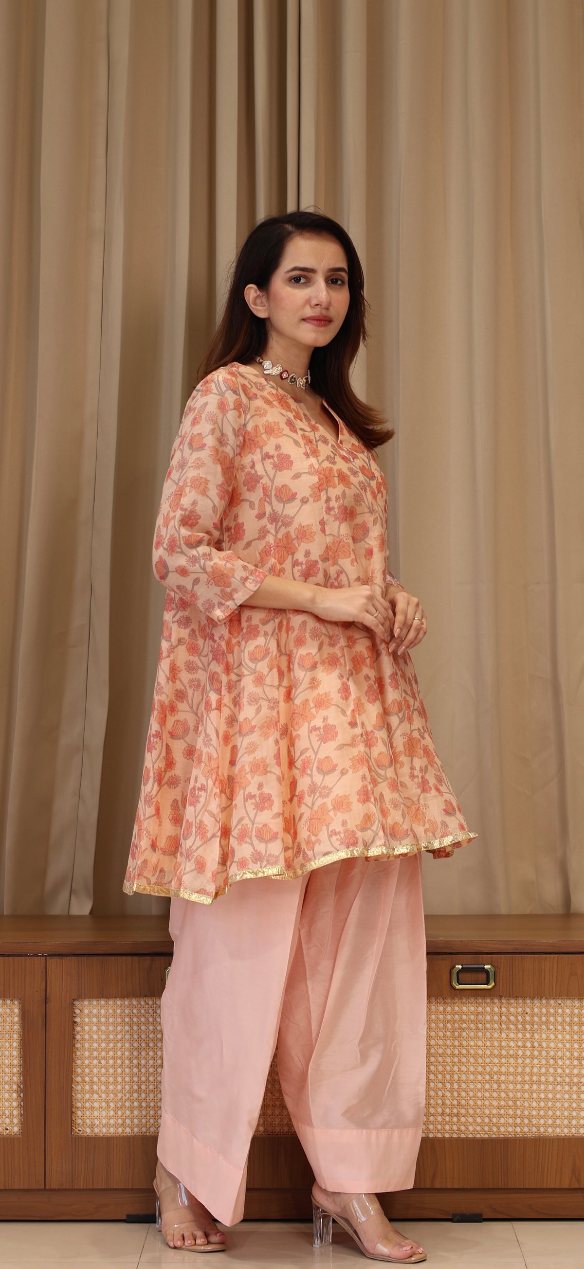 Lillies Mul Chanderi Kurta Set - Peach Floral