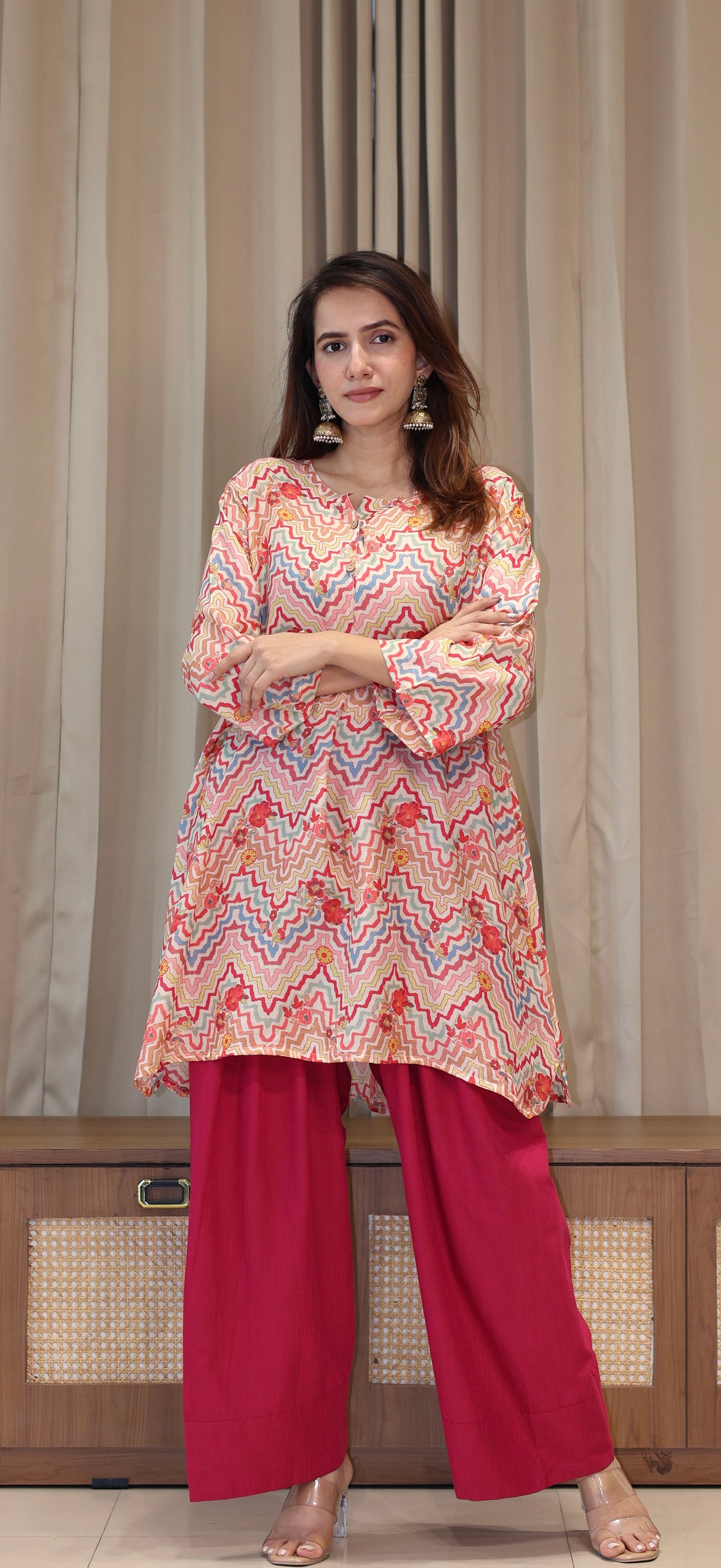 Off white Zig Zag Floral Print Cotton Silk Kurta With Farsi Bottom