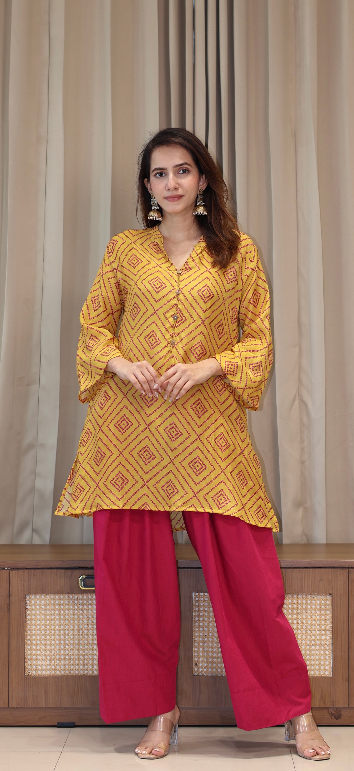 Yellow Bandhani Print Cotton Silk Kurta With Farsi Bottom
