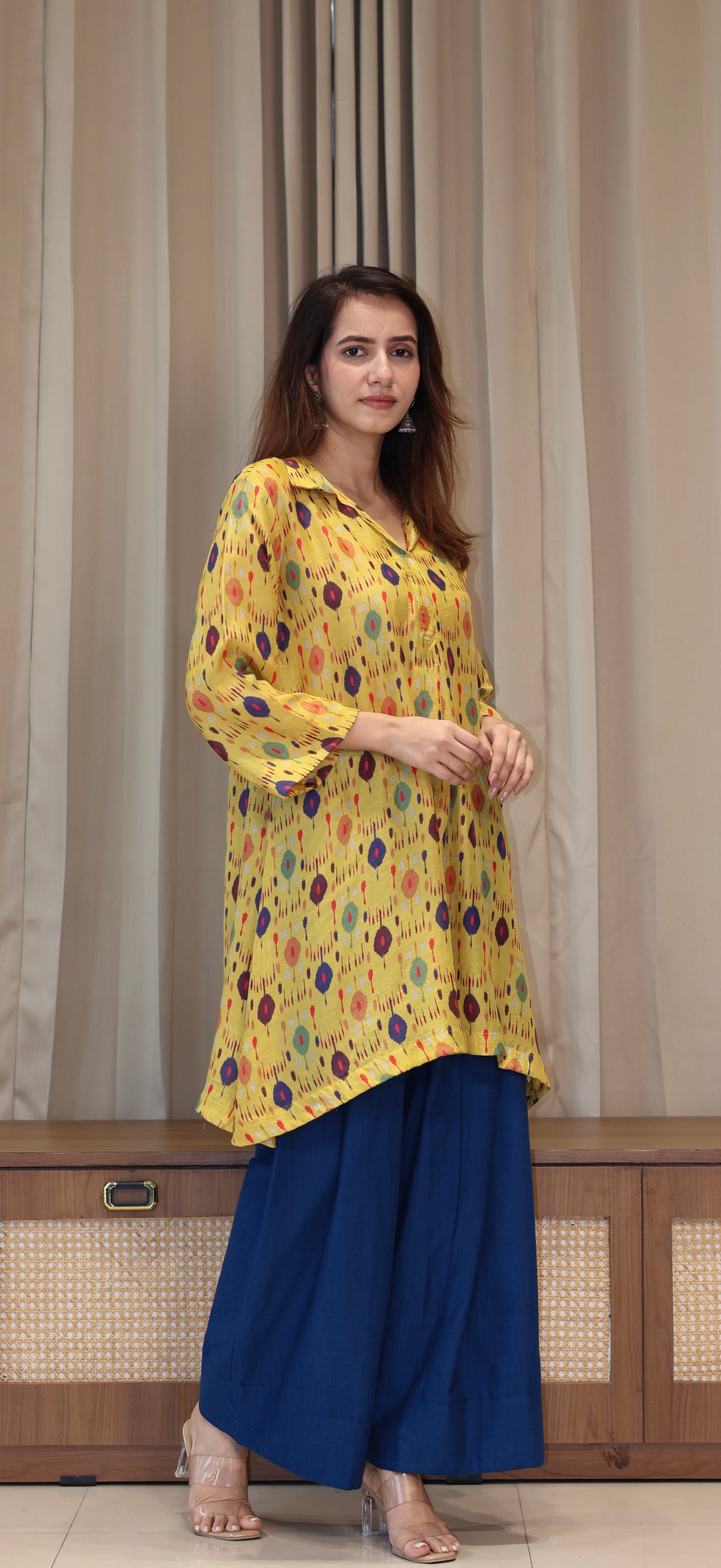 Yellow Ikkat Print Cotton Silk Kurta With Farsi Bottom