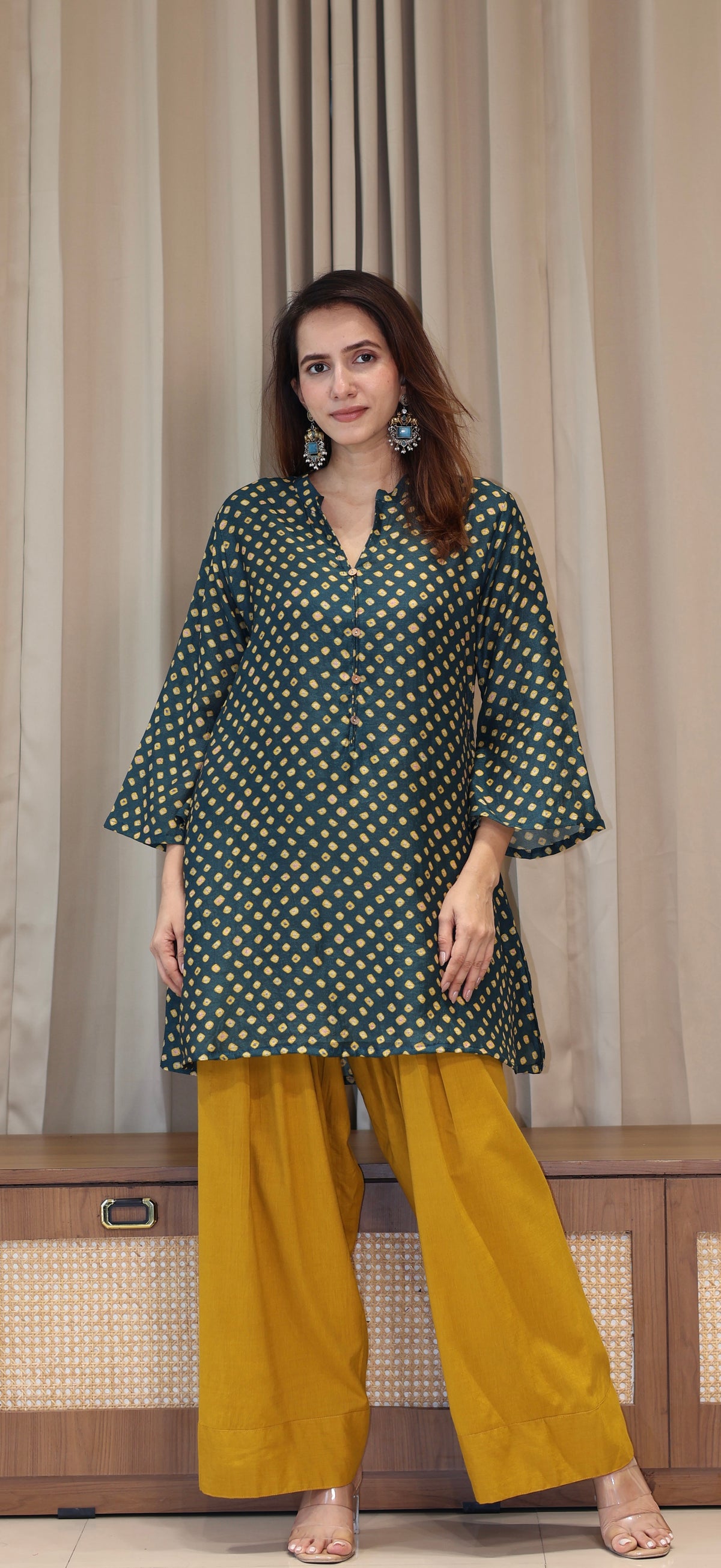 Green Bandhani Print Cotton Silk Kurta With Farsi Bottom