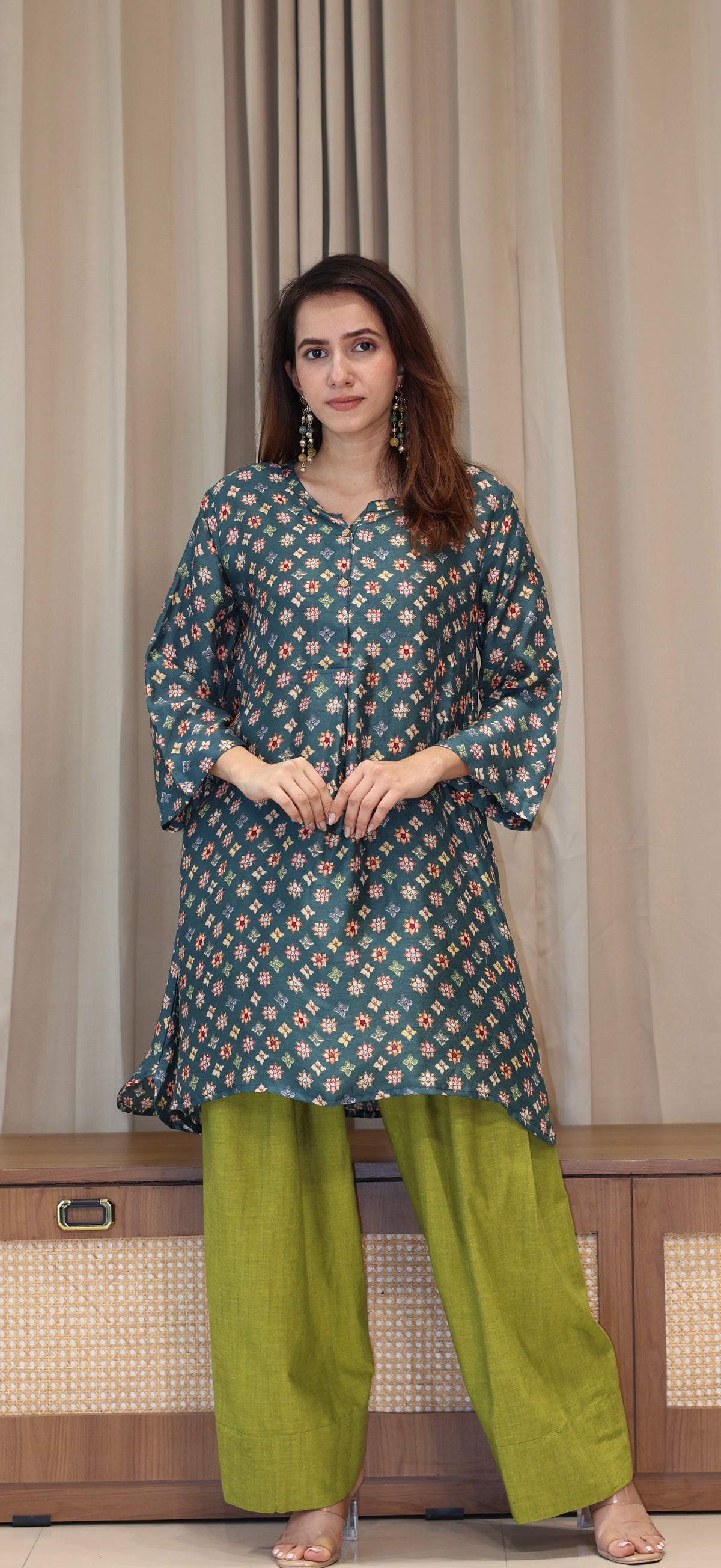 Teal Small Floral Print Cotton Silk Kurta With Farsi Bottom