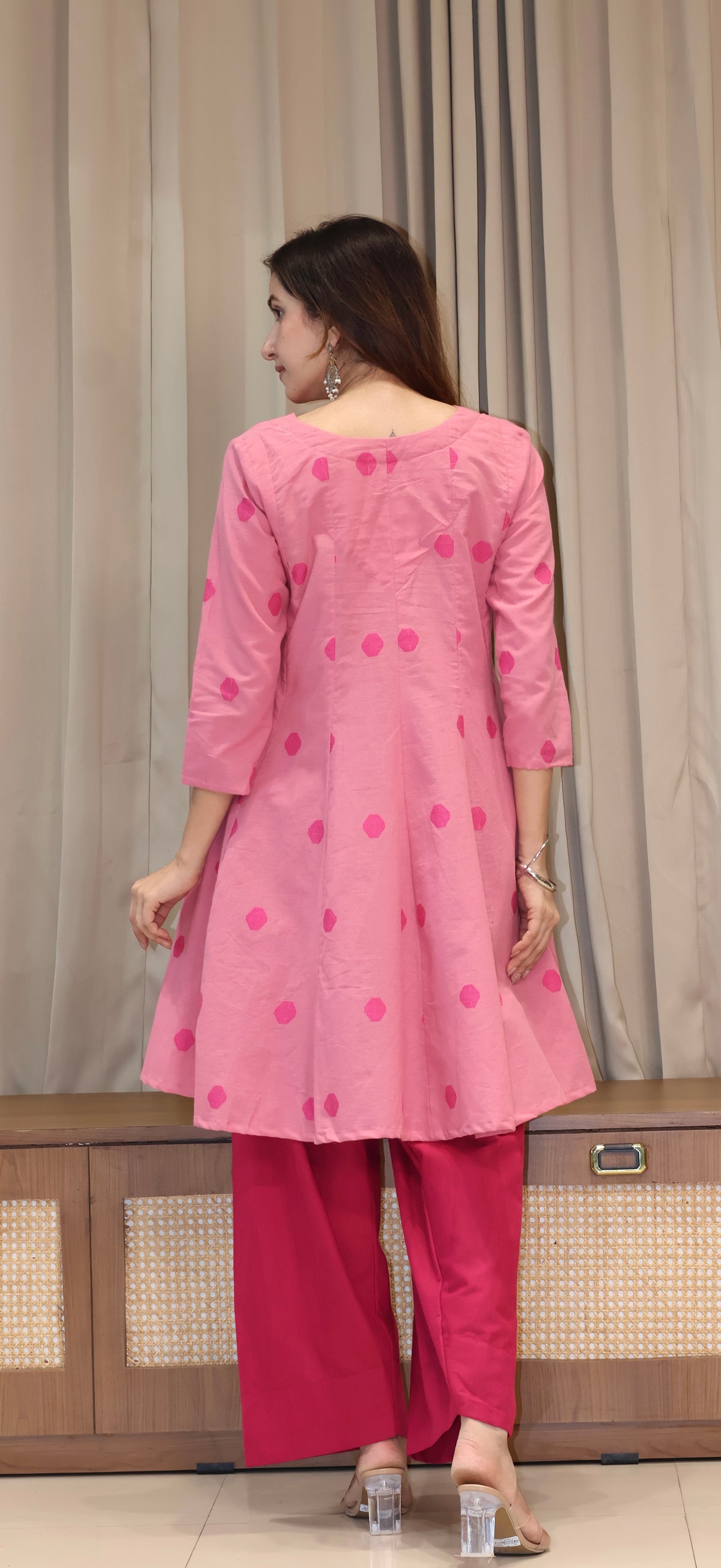 Kajol Handwoven Cotton Kali Kurta Set - Pink