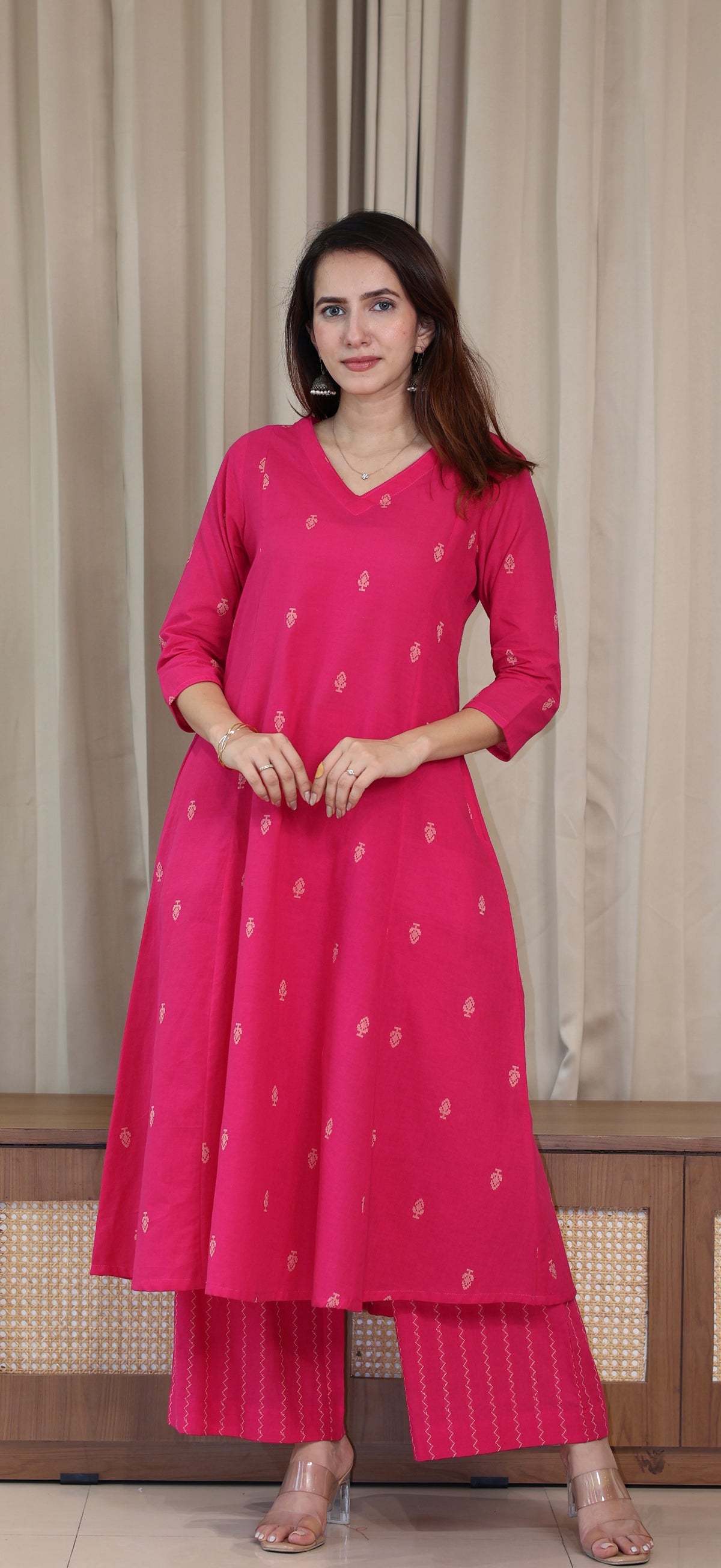 Chahat Handwoven Cotton Kurta- Pink
