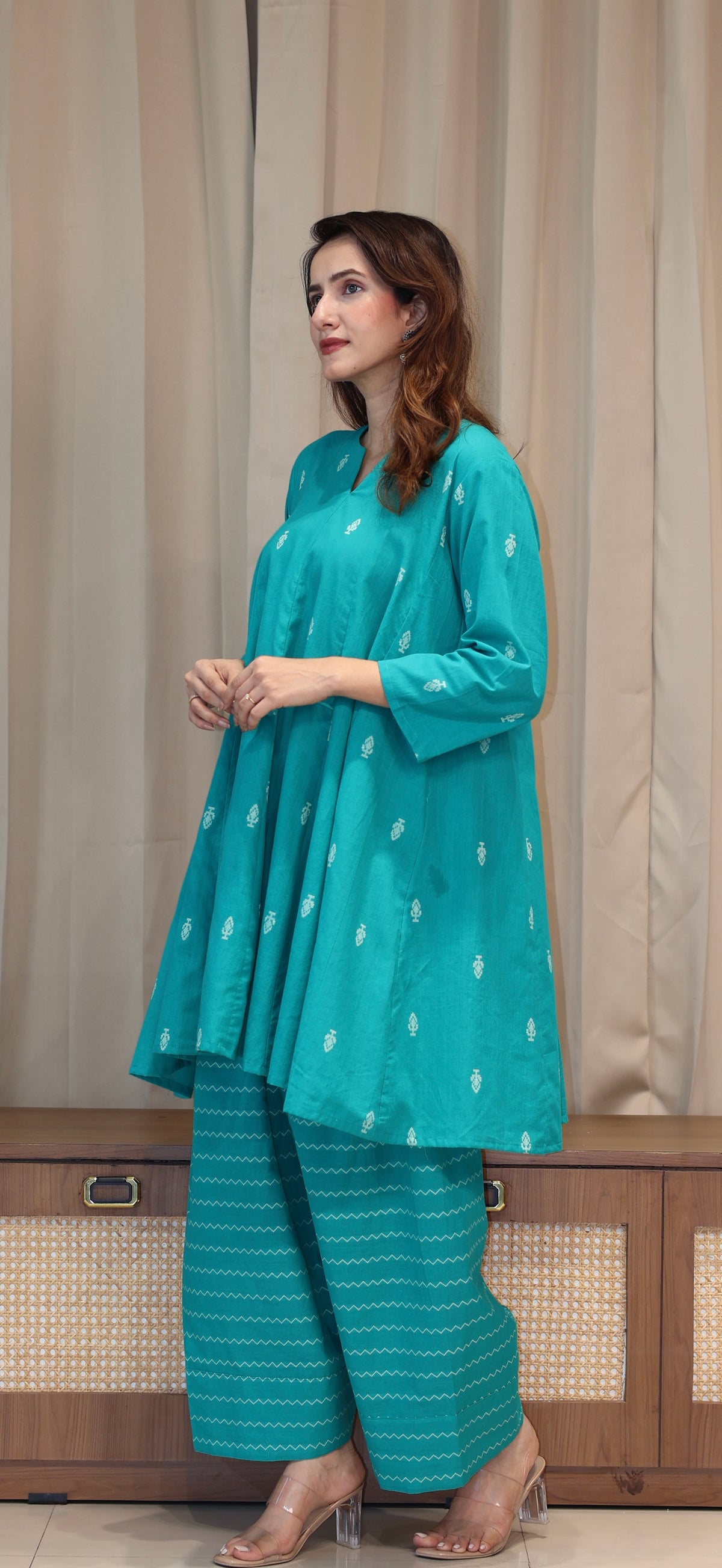 Kalindi Handwoven Cotton Kali Kurta Set - Turquoise