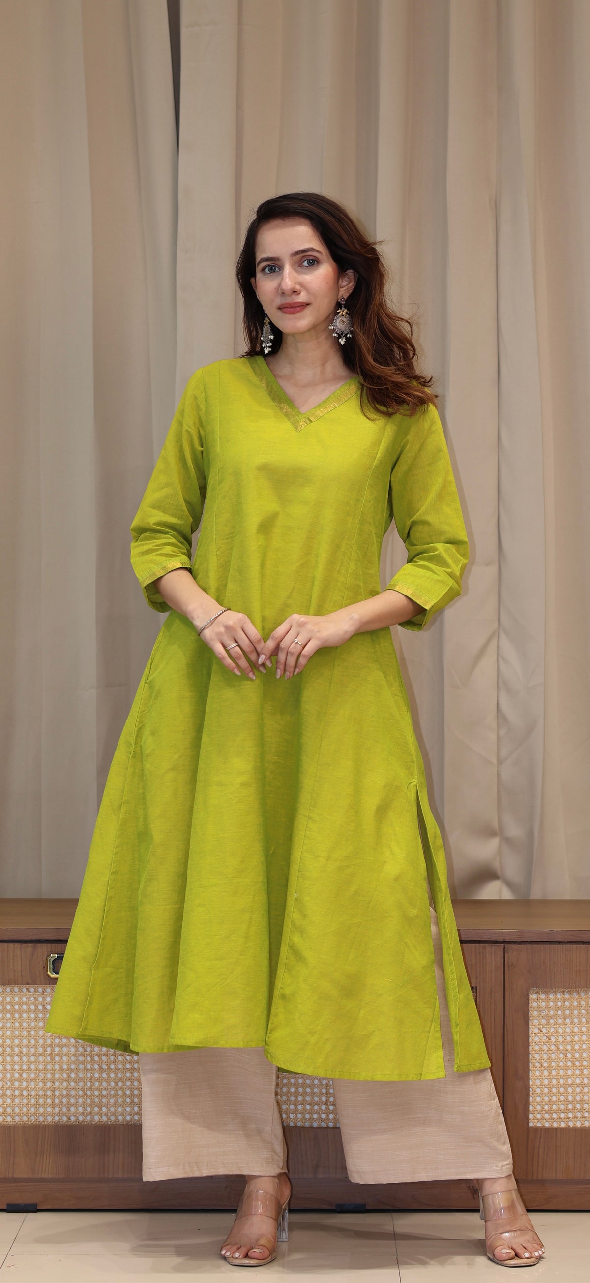Arva Mangalgiri Cotton Kali Kurta With Nizam Border - Lime Green