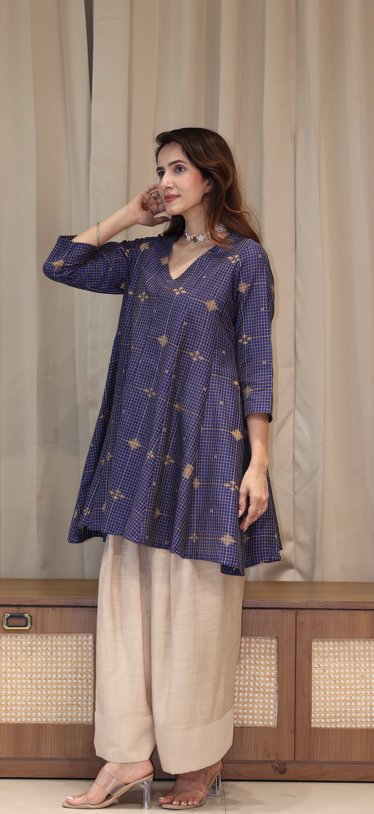 Chaitali Zari Handwoven Cotton Kali Kurta Set - Navy Blue