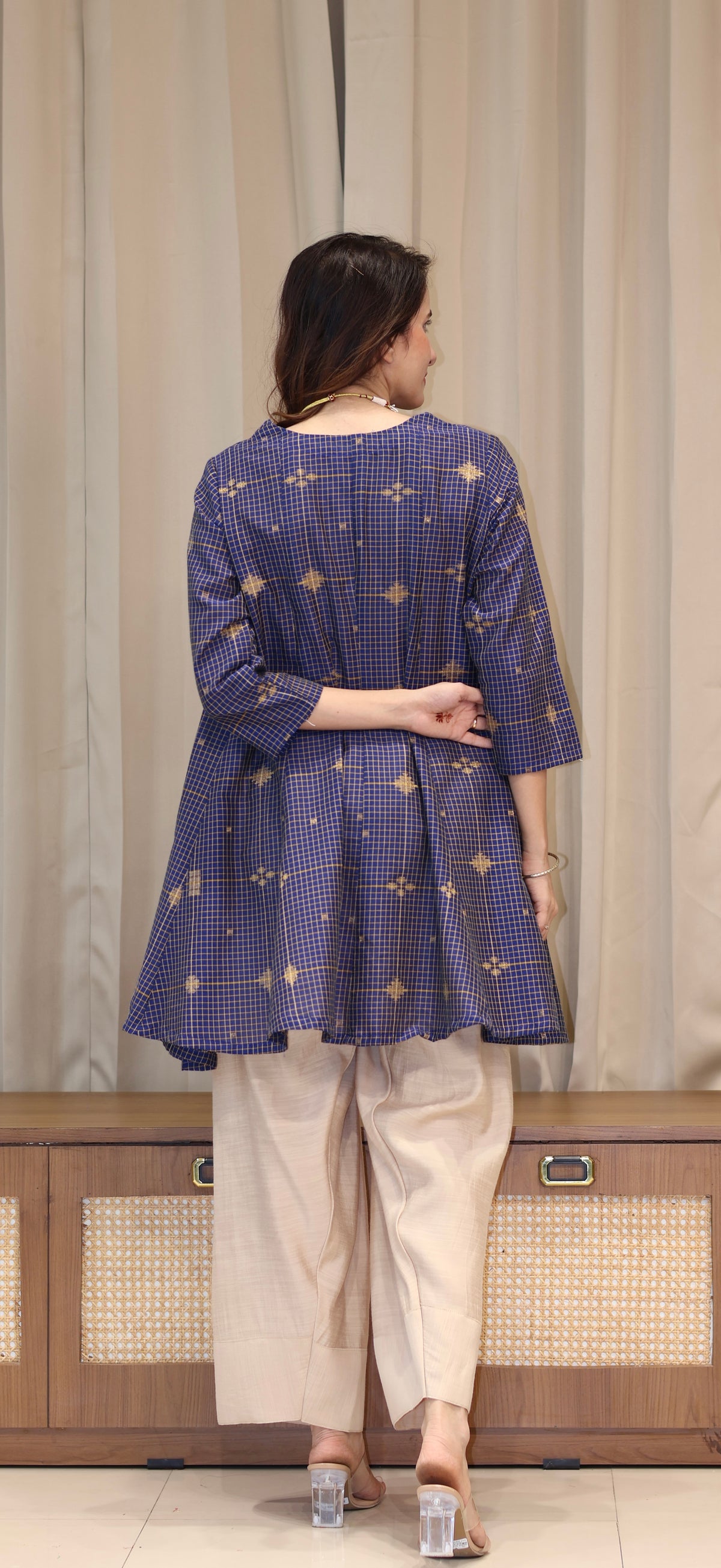 Chaitali Zari Handwoven Cotton Kali Kurta Set - Navy Blue