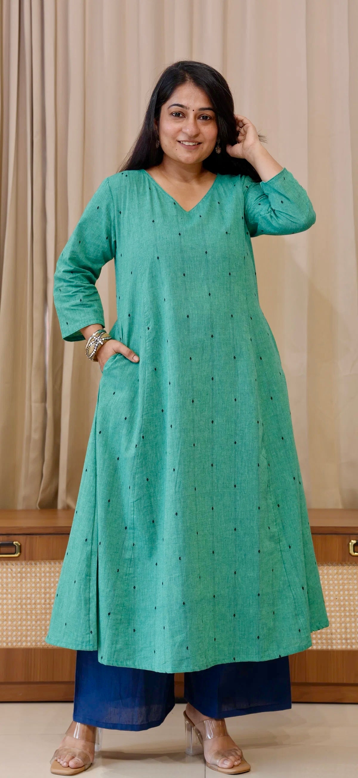 Sarika Handwoven Cotton Kurta - Turquoise