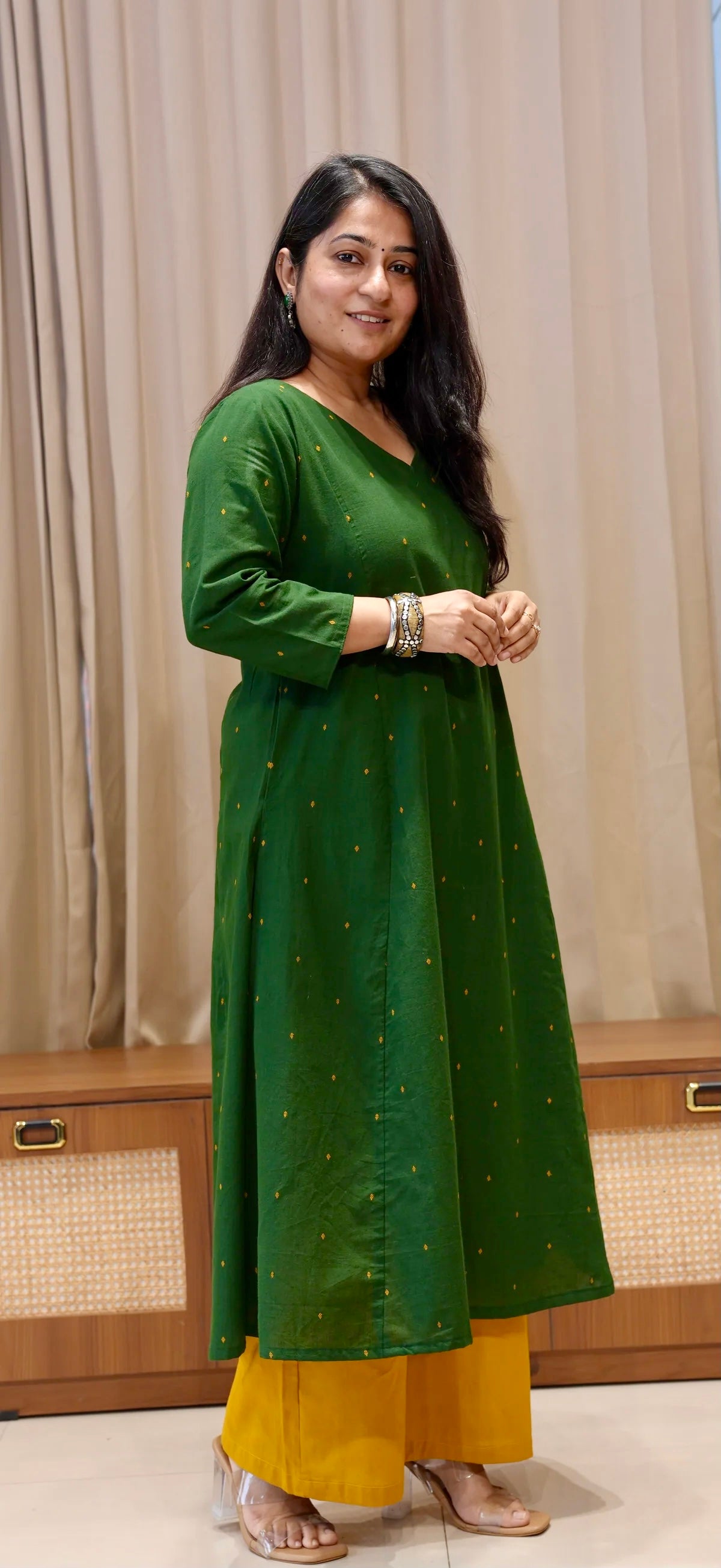 Tulika Handwoven Cotton Kurta - Dark Green