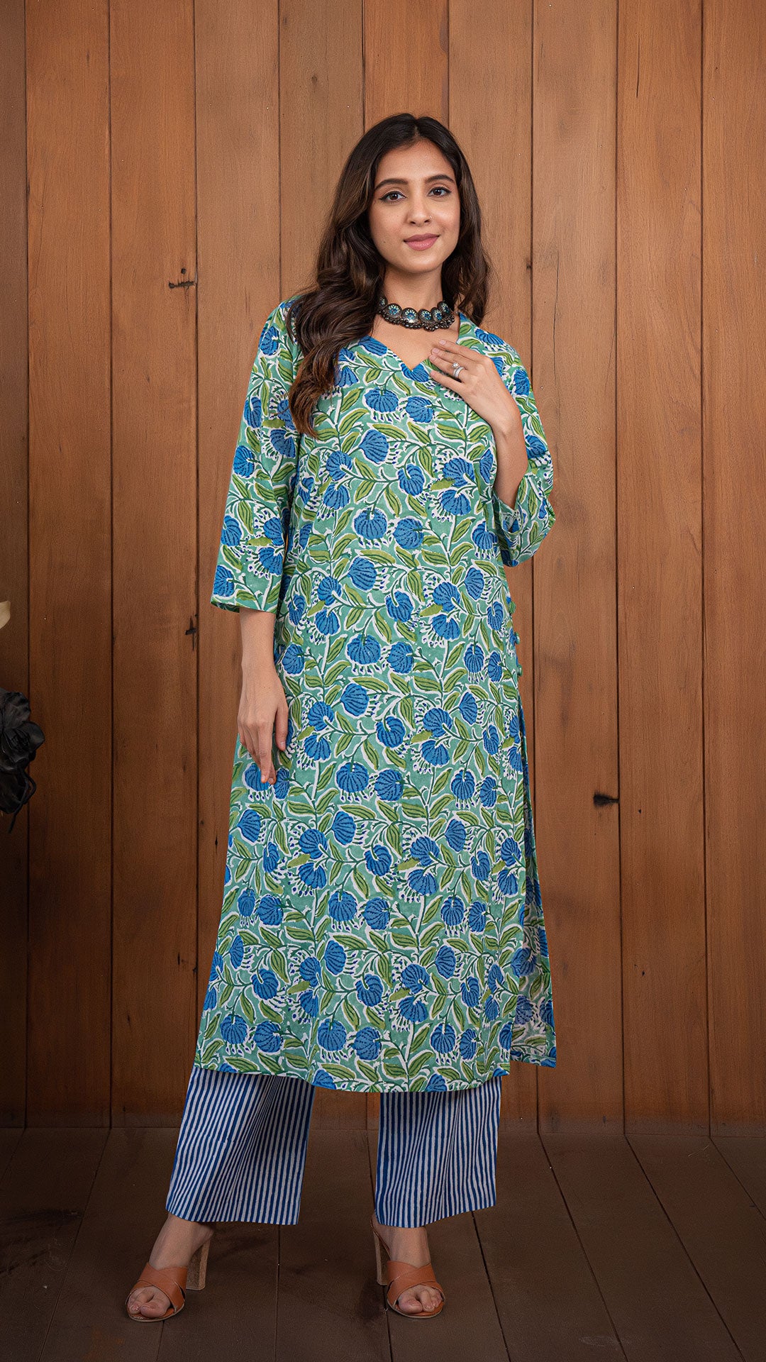 Chitra Sanganeri Hand Block Cotton Kurta - Green