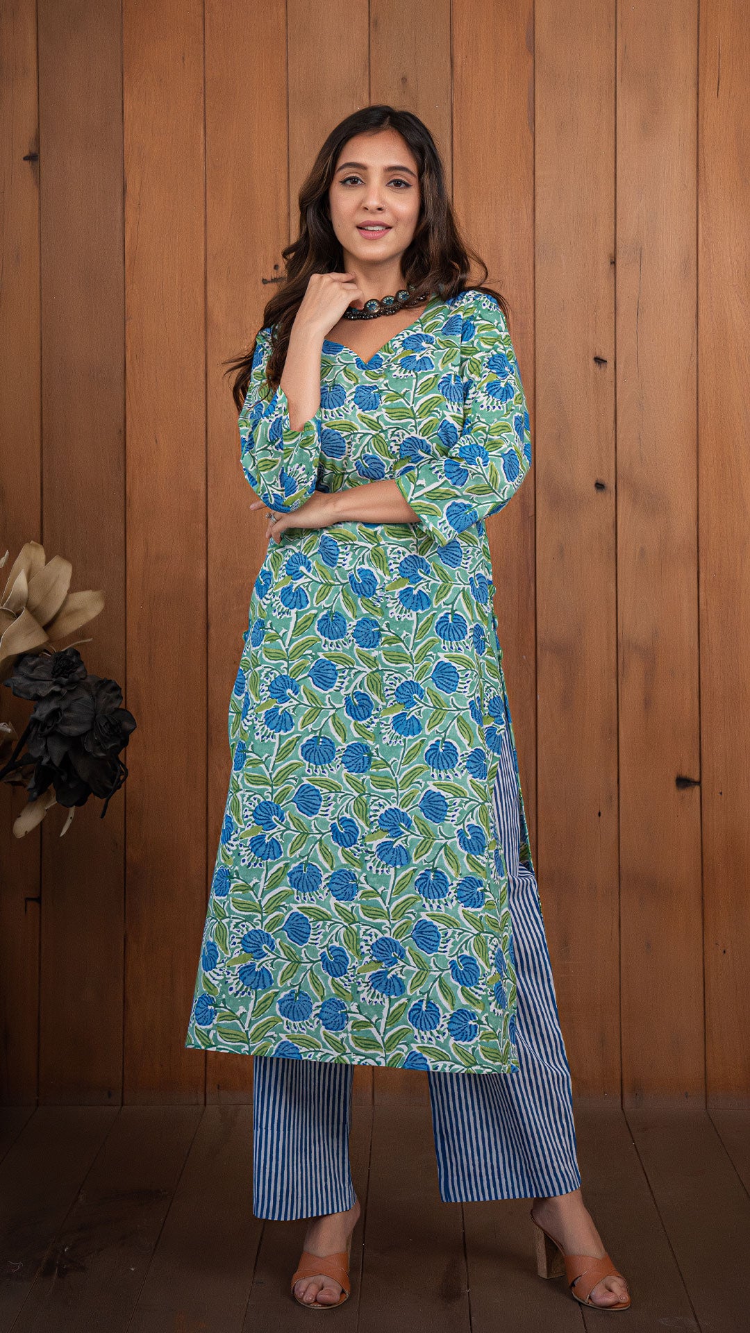 Chitra Sanganeri Hand Block Cotton Kurta - Green