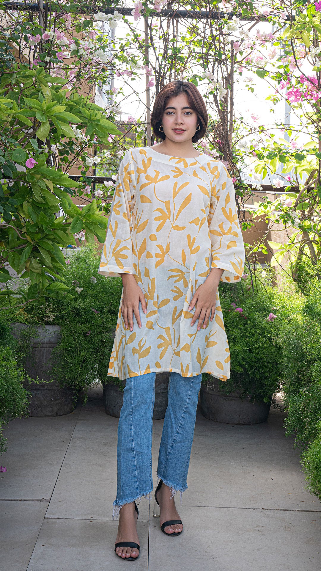 Daisy Mul Cotton Short Top - Yellow