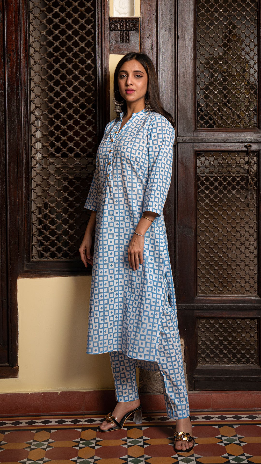 Madhura Sanganeri Hand Block Cotton Kurta In White/Blue