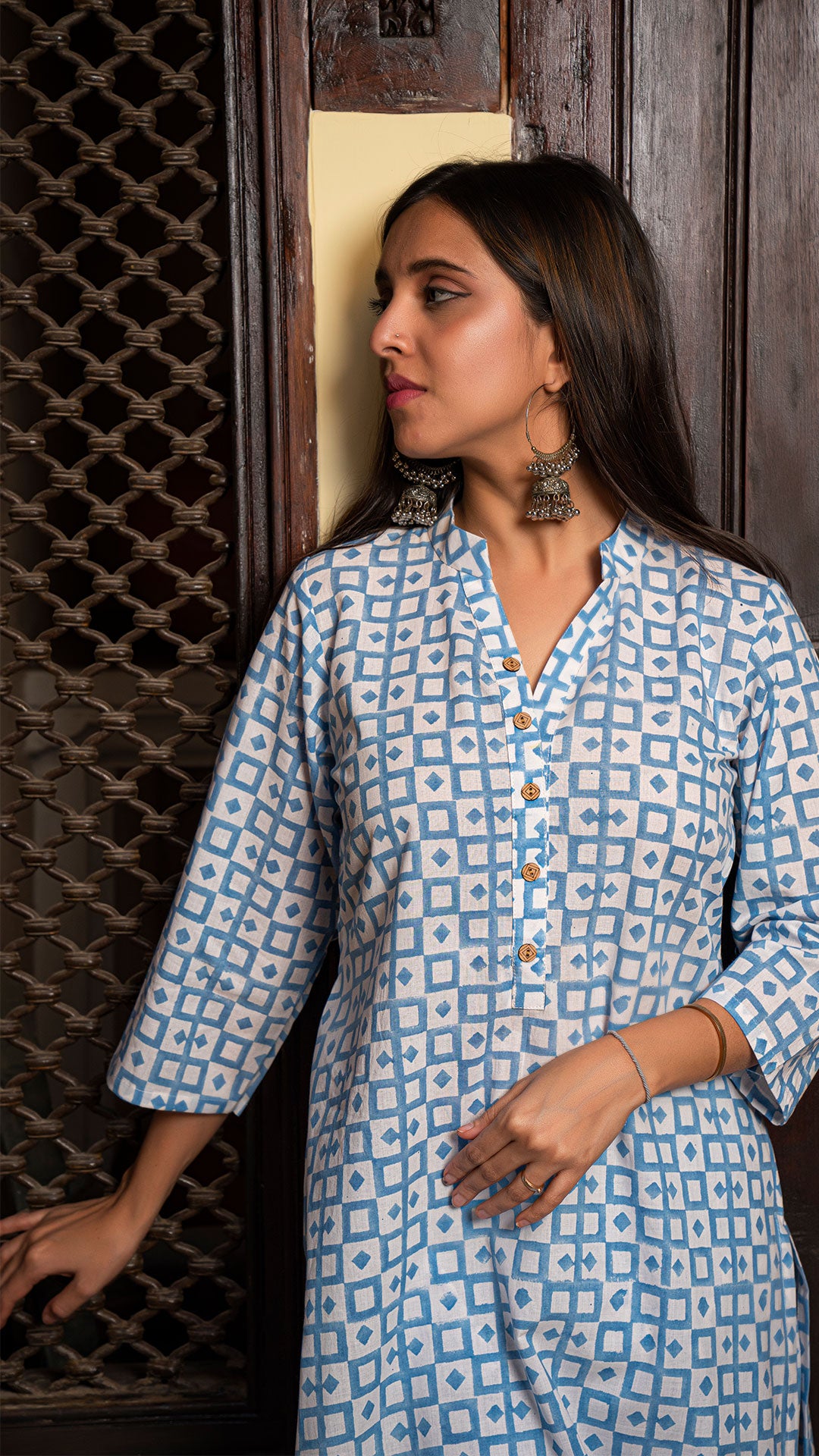 Madhura Sanganeri Hand Block Cotton Kurta In White/Blue