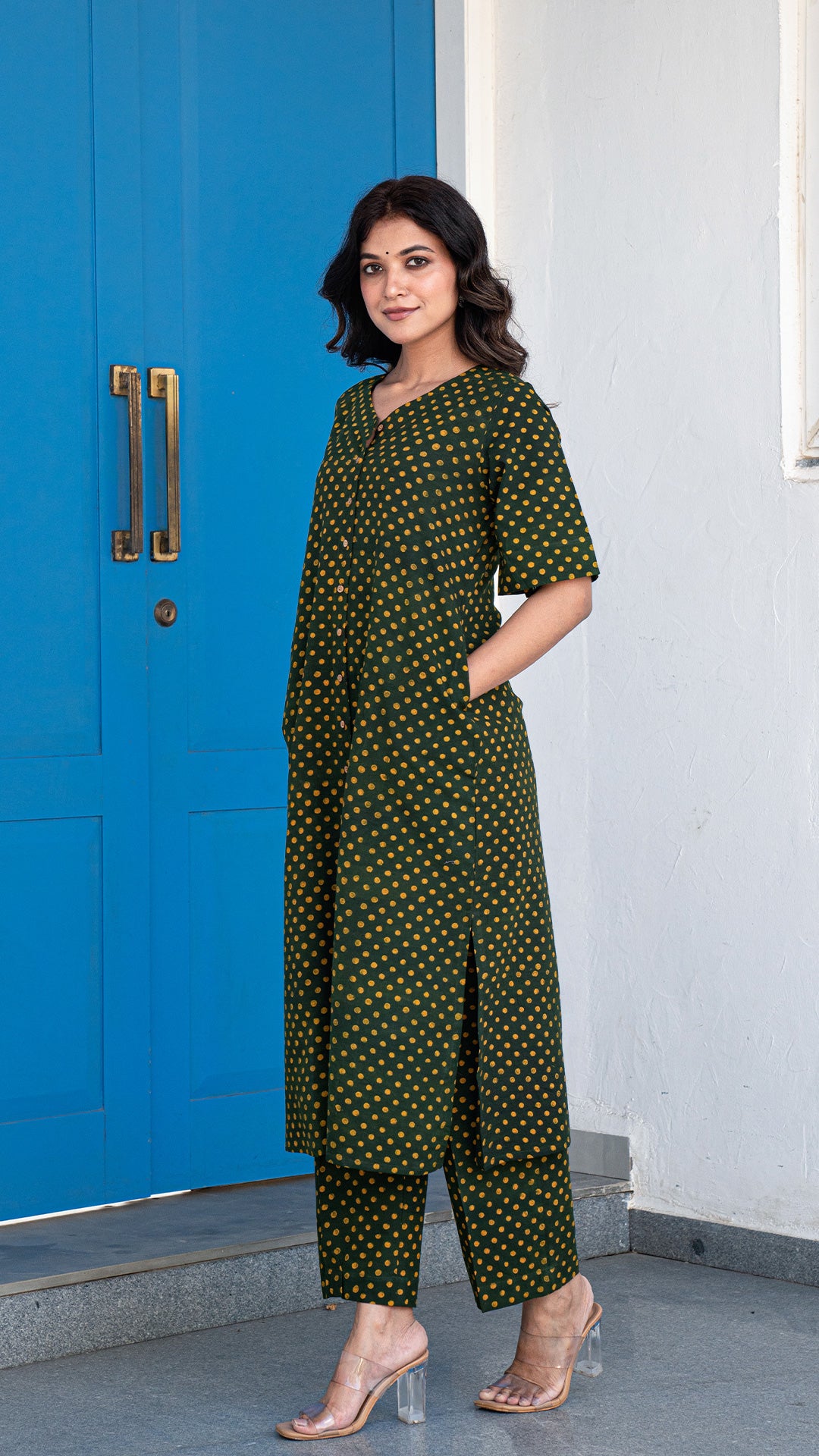 Aarya Green Dabu Polka Dots Kurta In Cotton